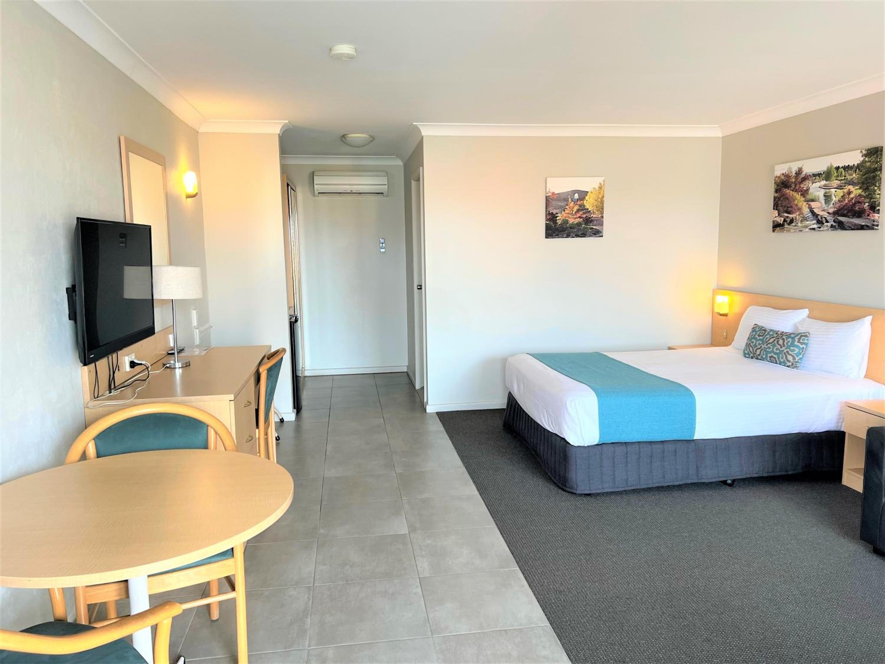 Bathurst Motor Inn