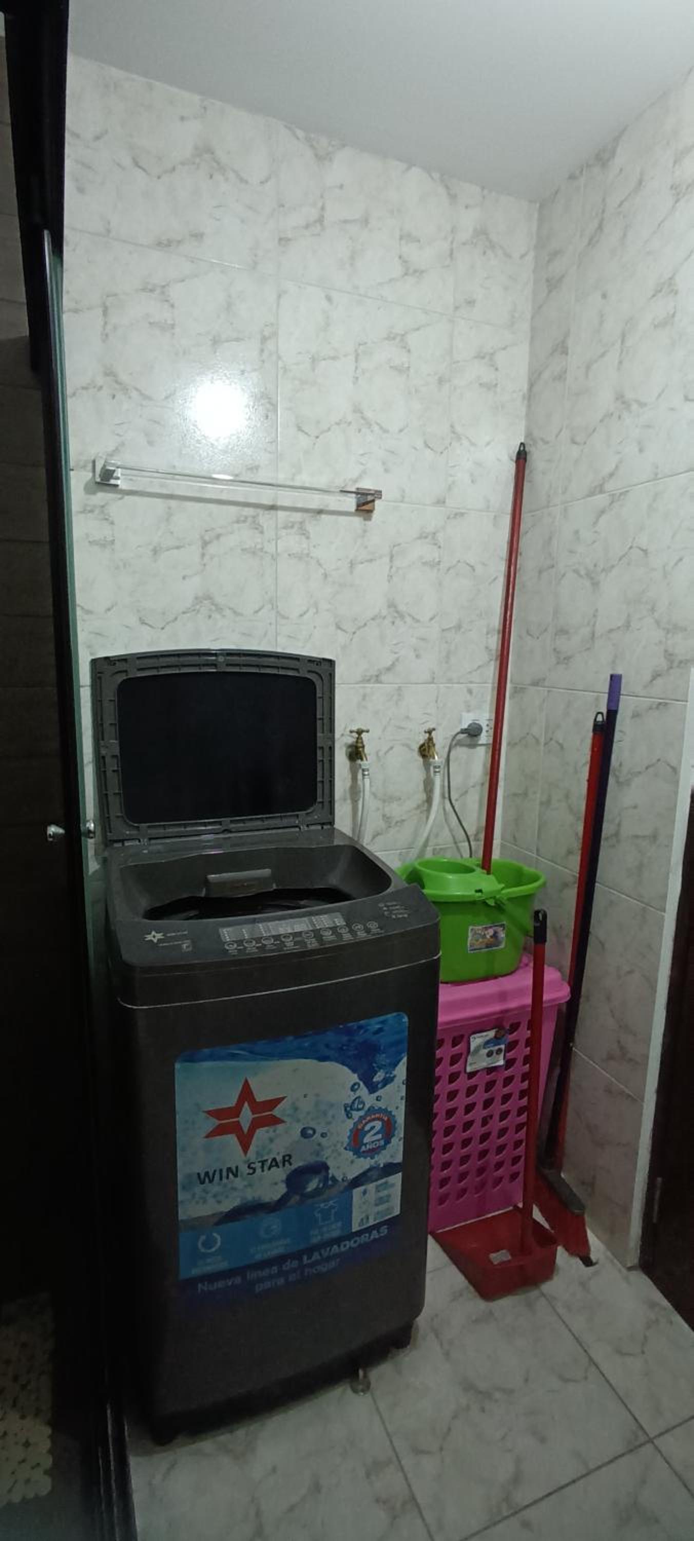 Departamentoo nuevo amoblado cerca a UAGRM, con excelente vista