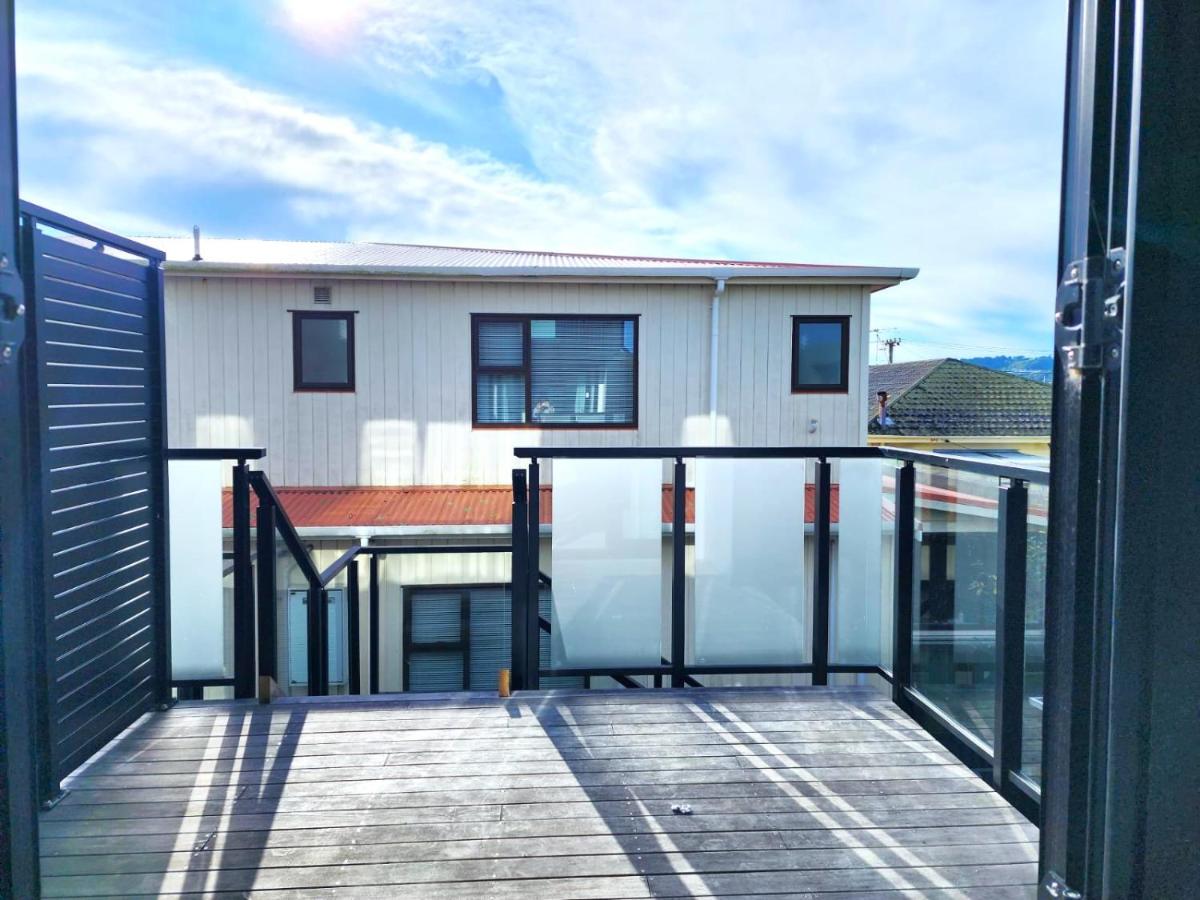 U Suites on Rongotai Rd view 5