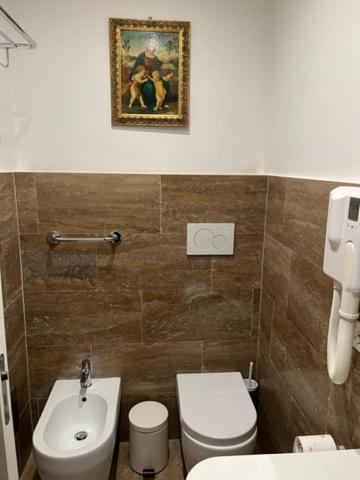 TRIPLE big room AMAZING VIEW, for two o three person, in CENTER of ROME