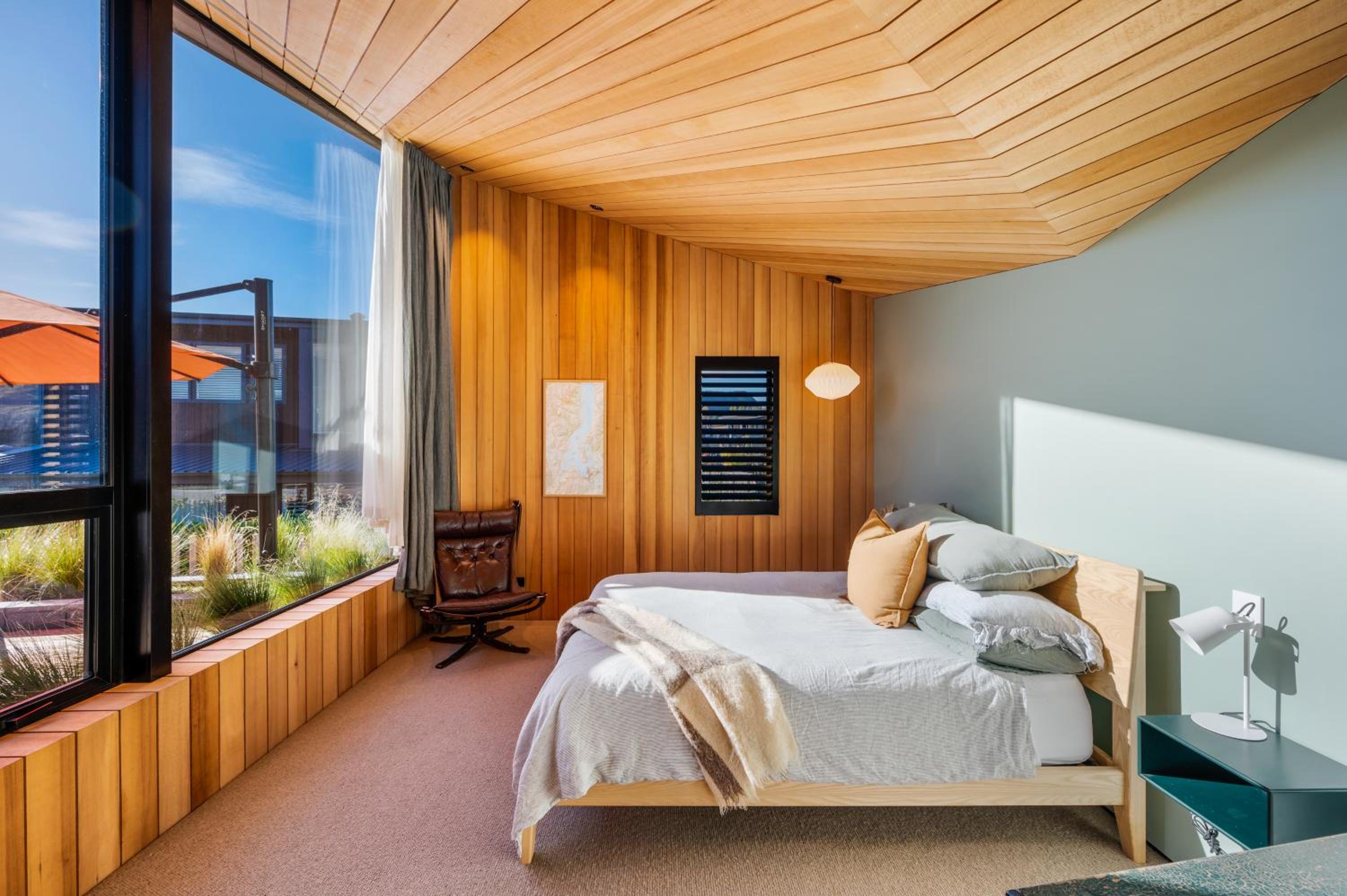 Hideaway on Warren by Sotheby's Luxury Rental Homes view 5