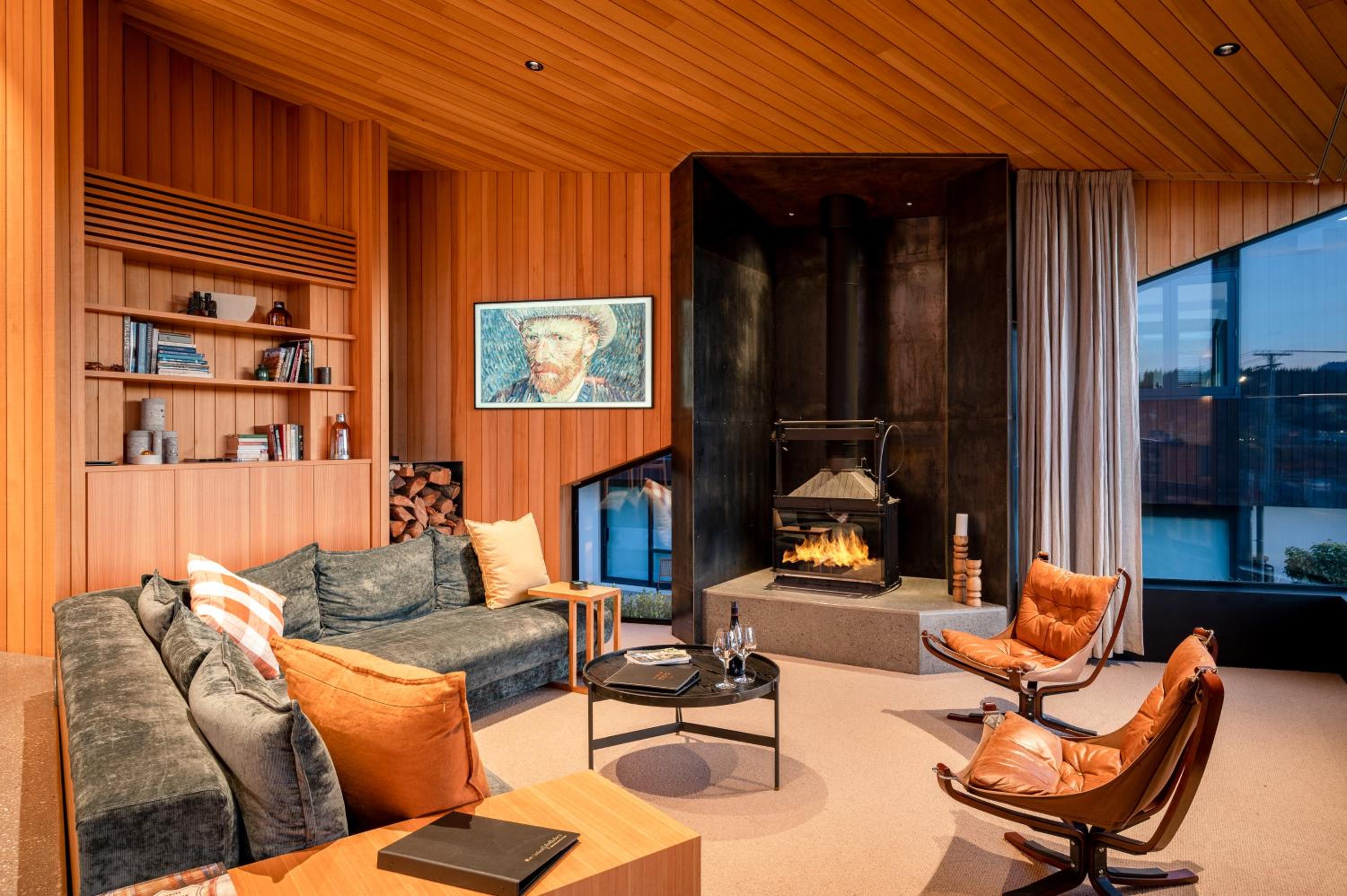 Hideaway on Warren by Sotheby's Luxury Rental Homes view 4