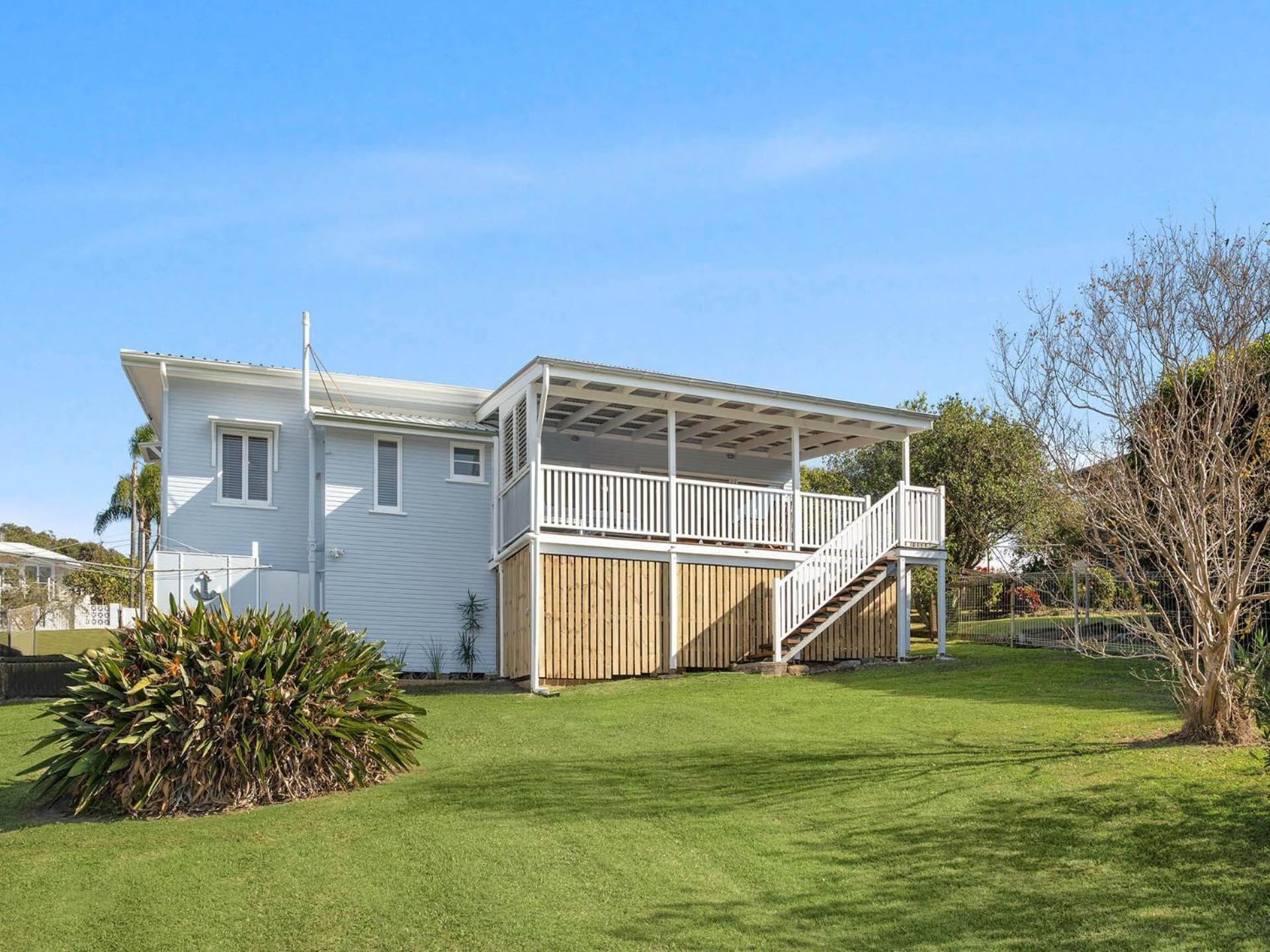 15 Seaview Terrace Moffat Beach QLD
