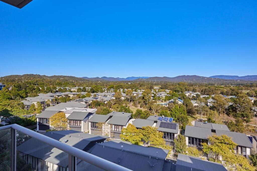Two bedroom Apartment in Robina Center
