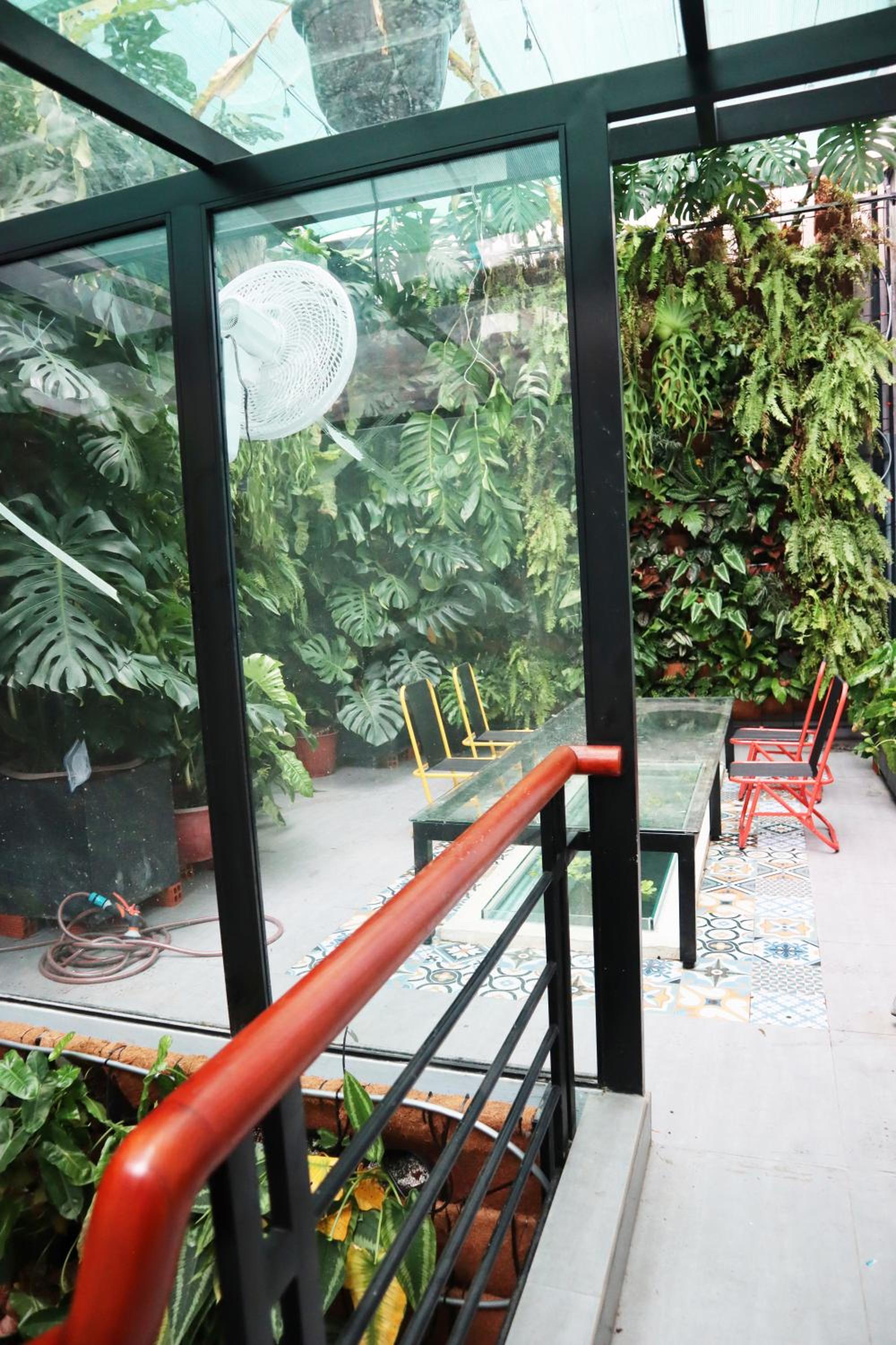AMANGO HOSTEL