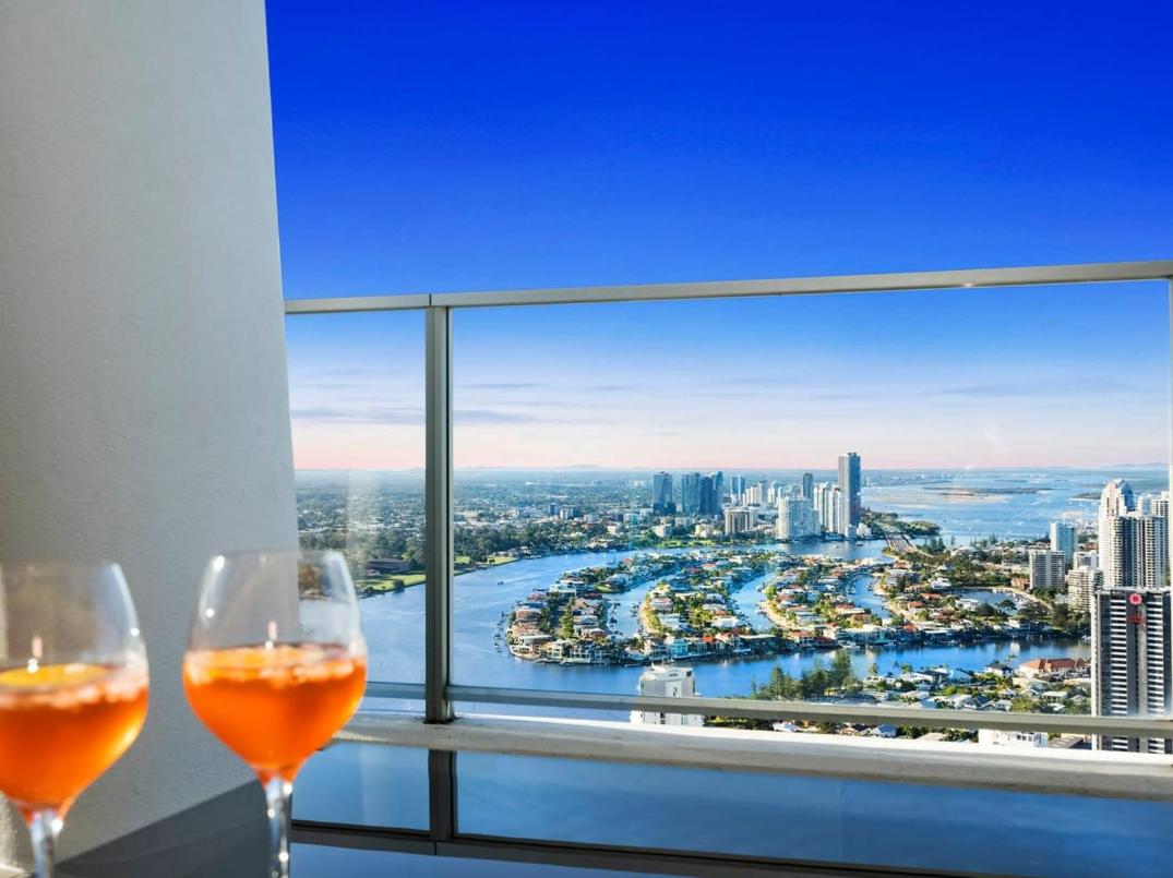Circle on Cavill - Hosted by Coastal Letting Co.