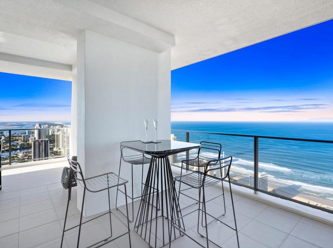 Circle on Cavill - Hosted by Coastal Letting Co.