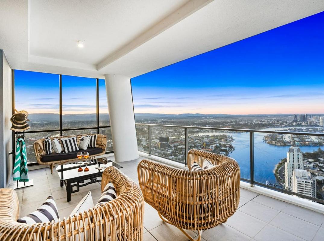 Circle on Cavill - Hosted by Coastal Letting Co.