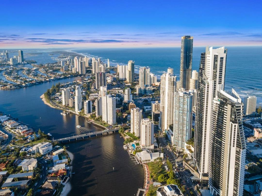 Circle on Cavill - Hosted by Coastal Letting Co.