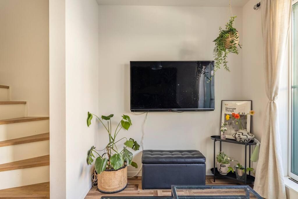 Private house in quiet neighborhood easy access to shinjuku