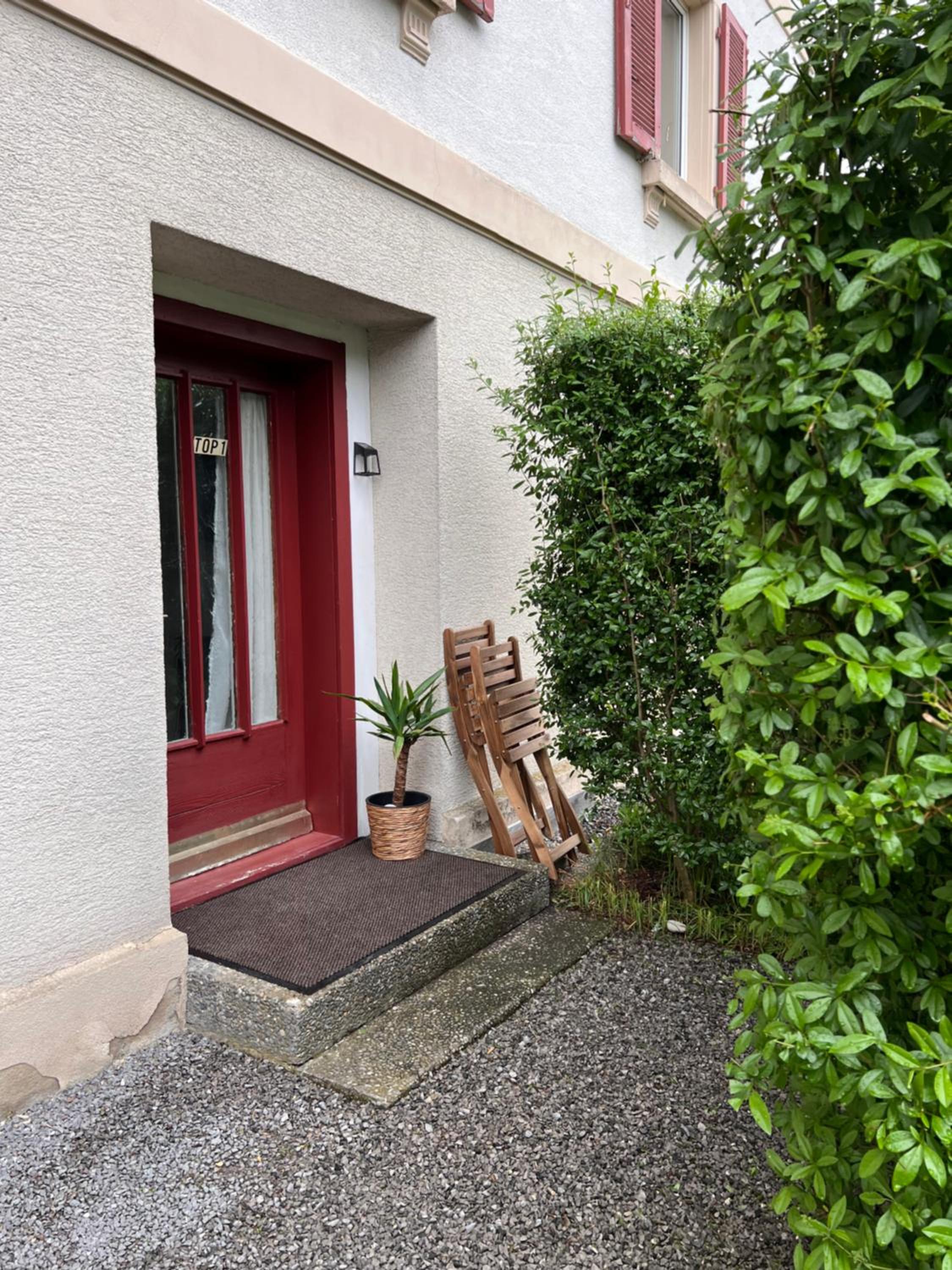 Kleines Nest im Zentrum, eigener Eingang, Parkplatz, kostenloses Wlan
