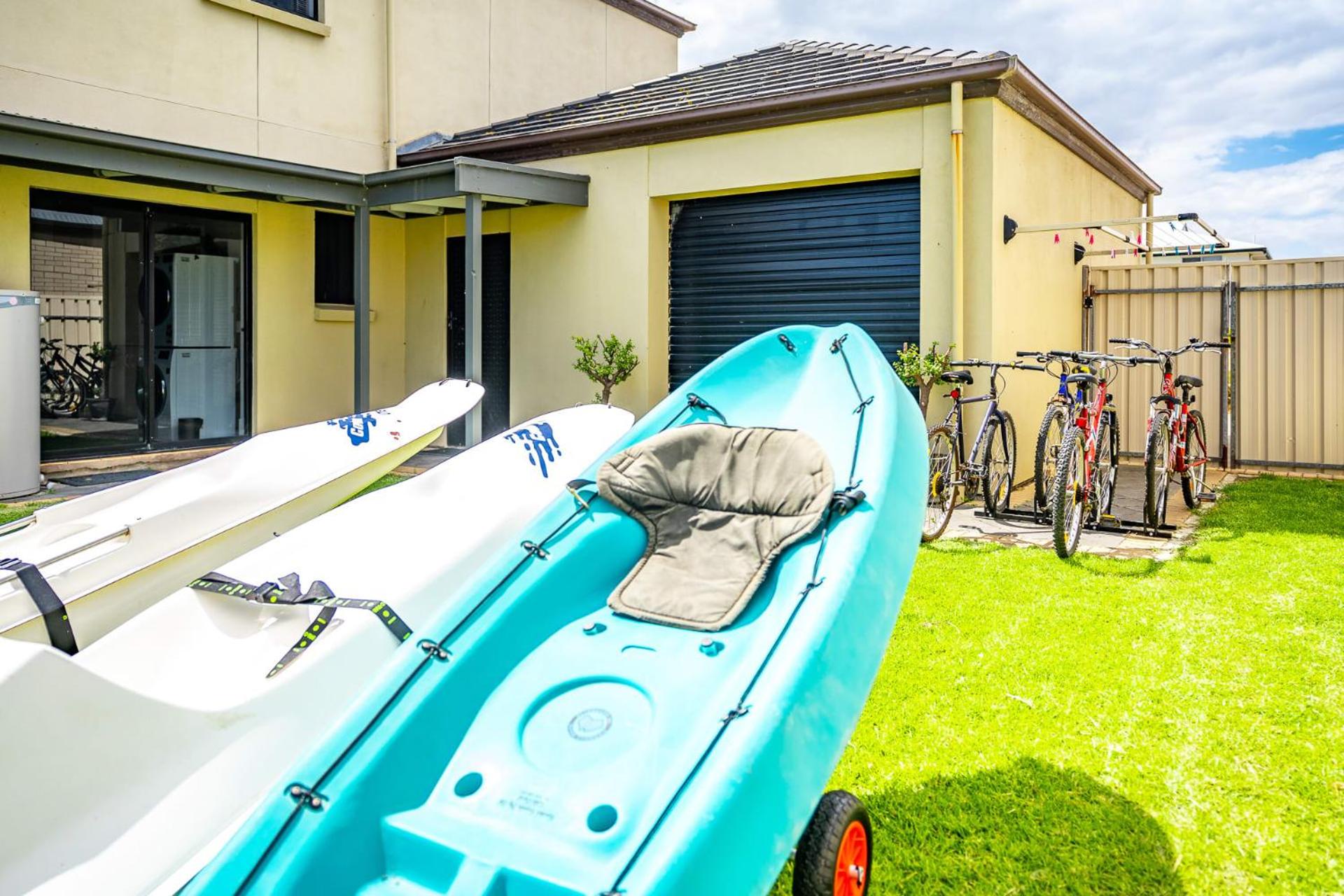 14 Excelsior Pde - BYO Linen - Pets Negotiable - Waterviews