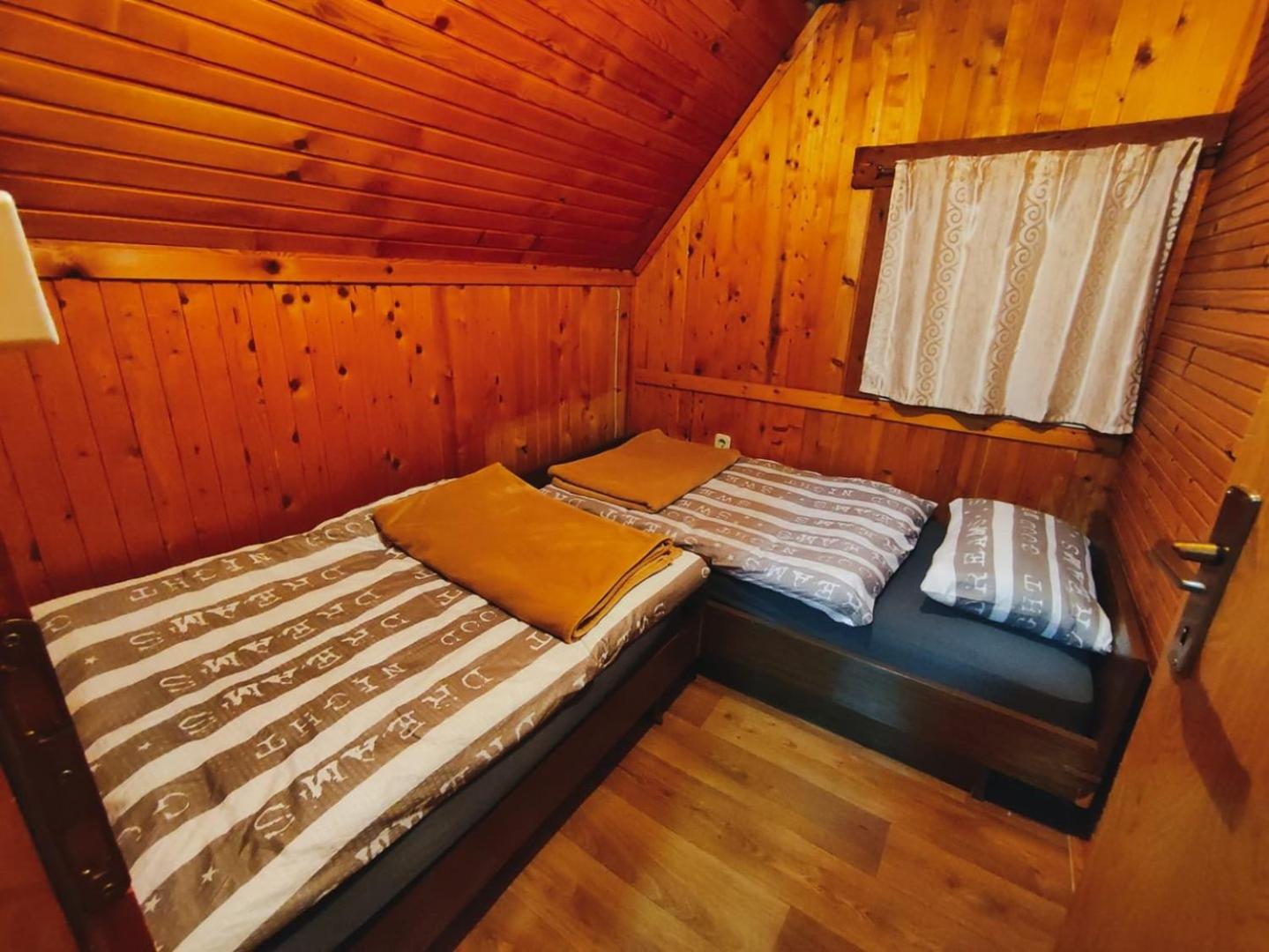 Holiday Home Ljuban