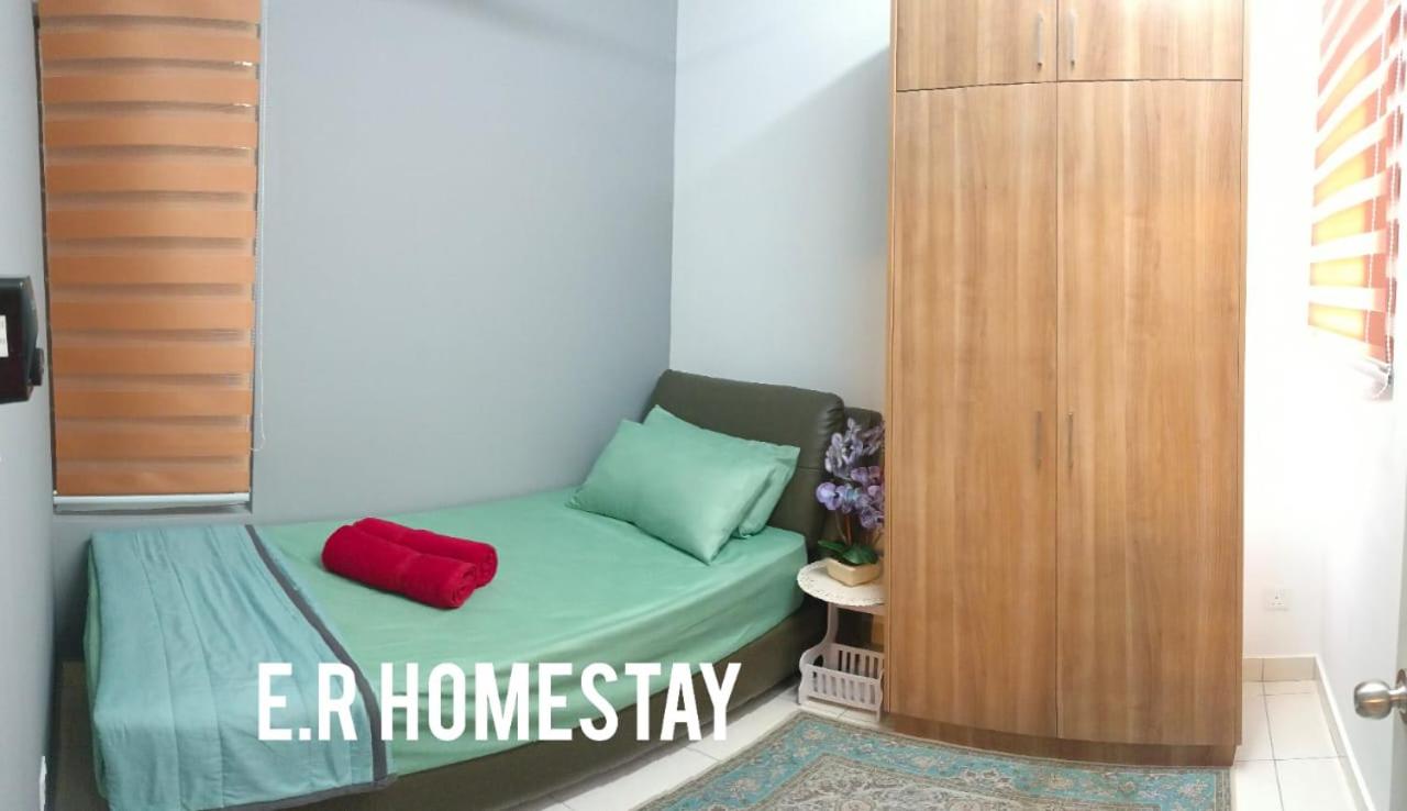 ER Homestay for Family Transit Nearby KLIA photo 8