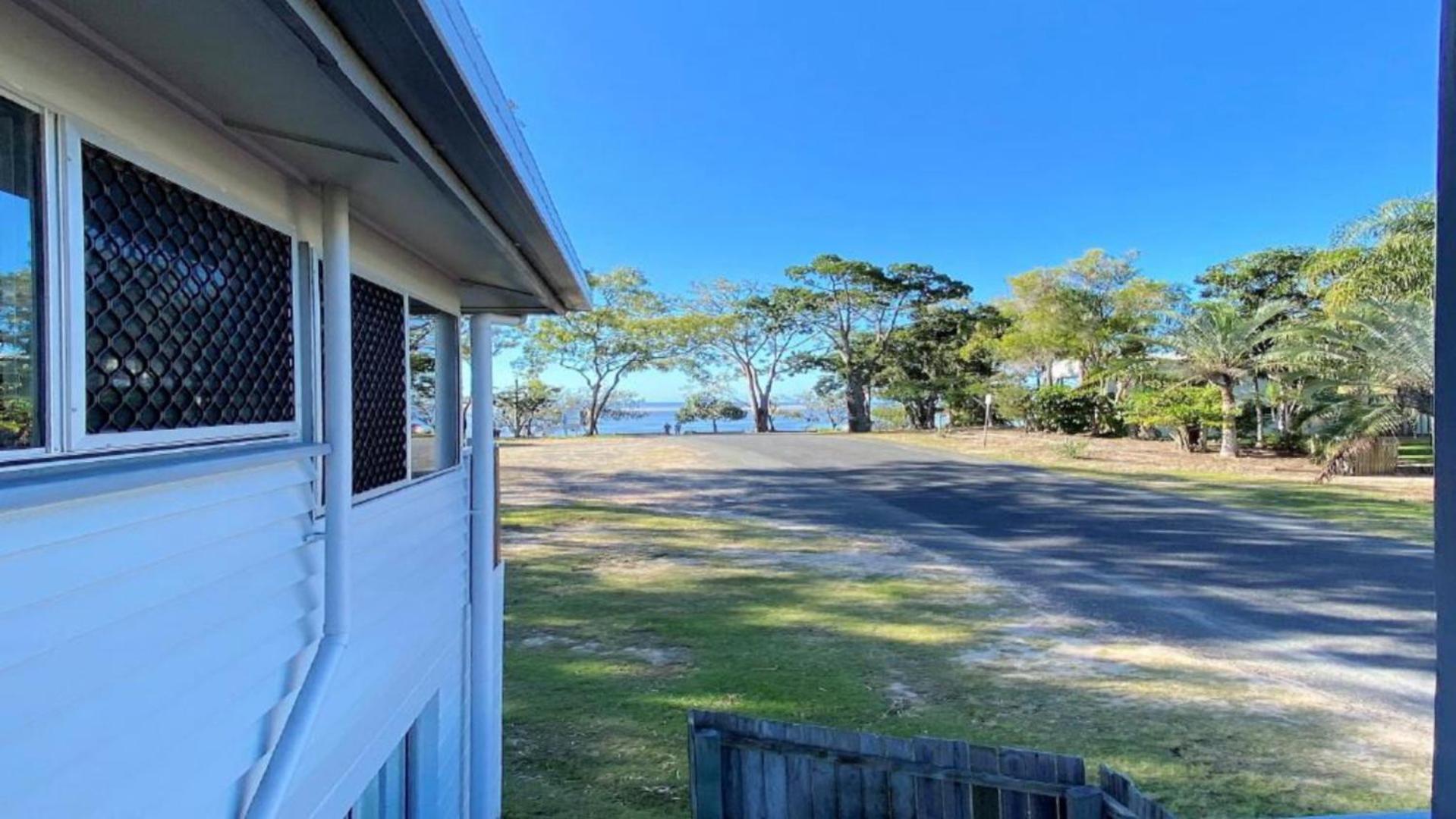 Top Level Unit With Gorgeous Waterviews
