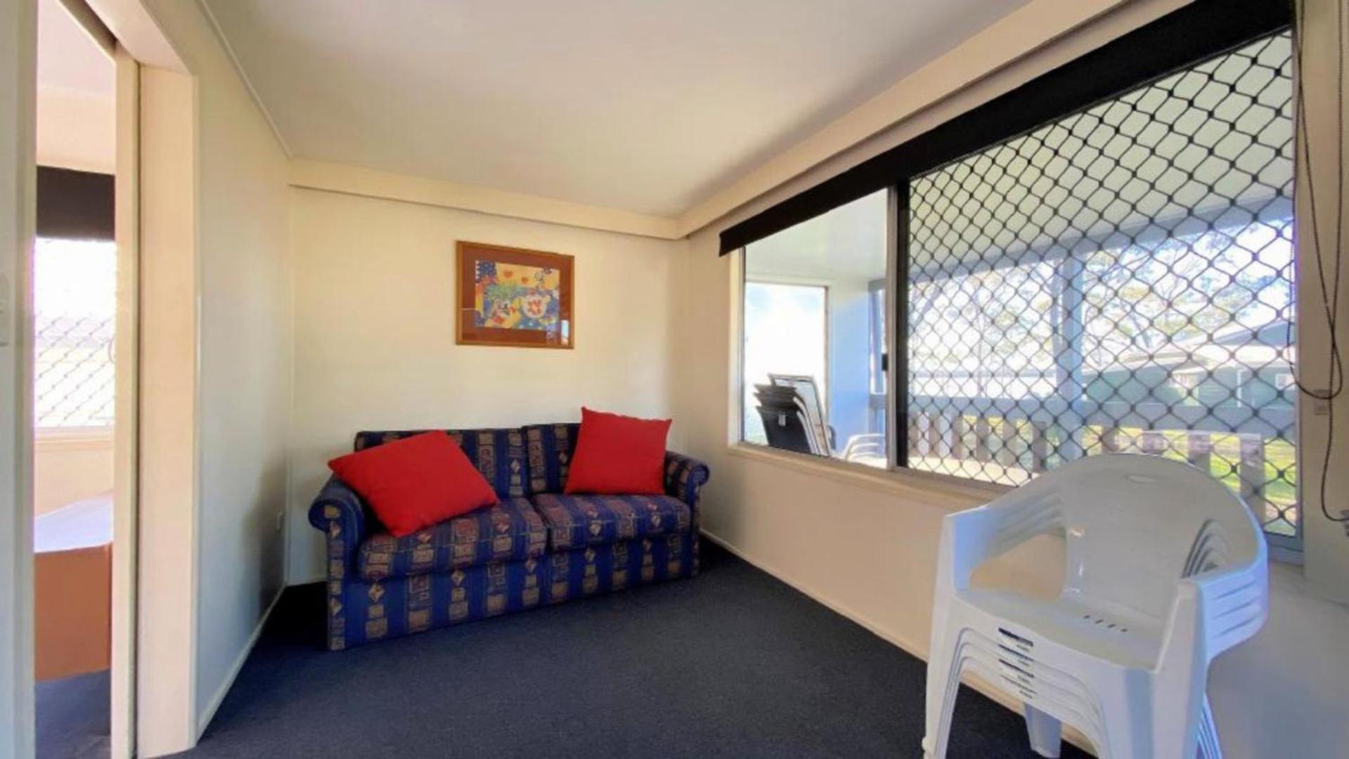 Top Level Unit With Gorgeous Waterviews