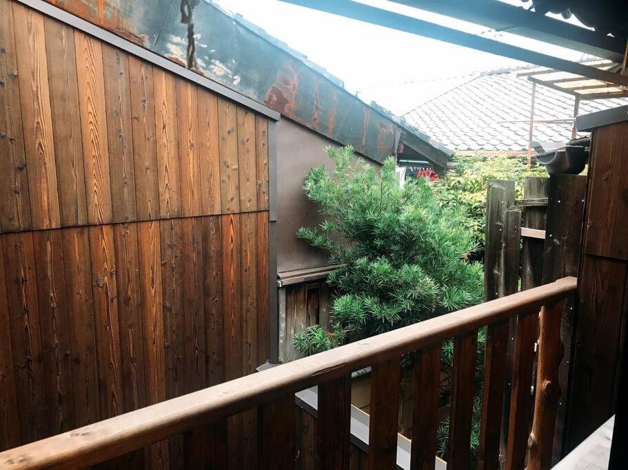Near Nijojo Castle traditional and quiet Machiya house 喜舎 二条城