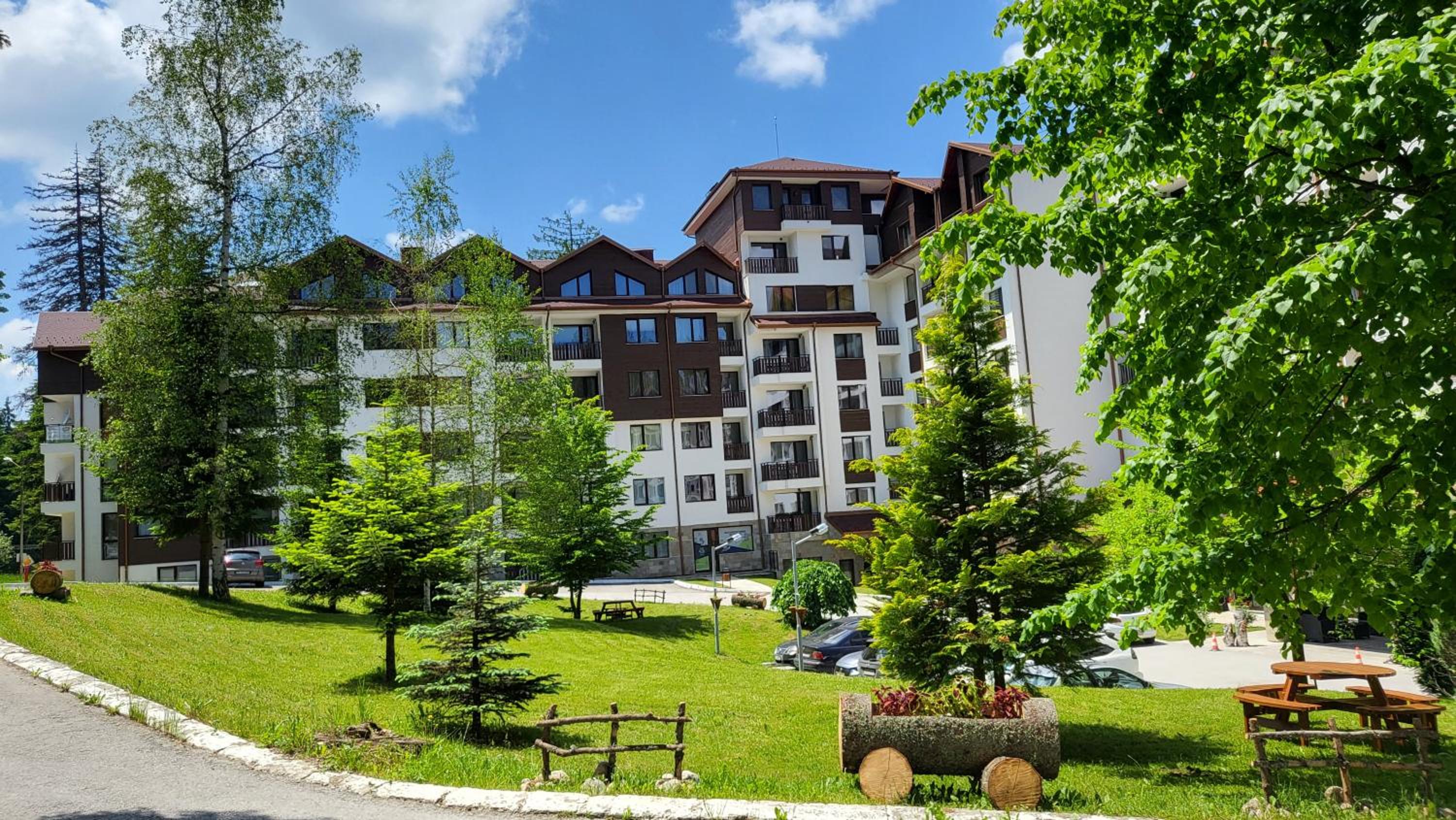 Hotel Pinewood ANG luxurious apartment A43, Borovets Gardens - Image 1