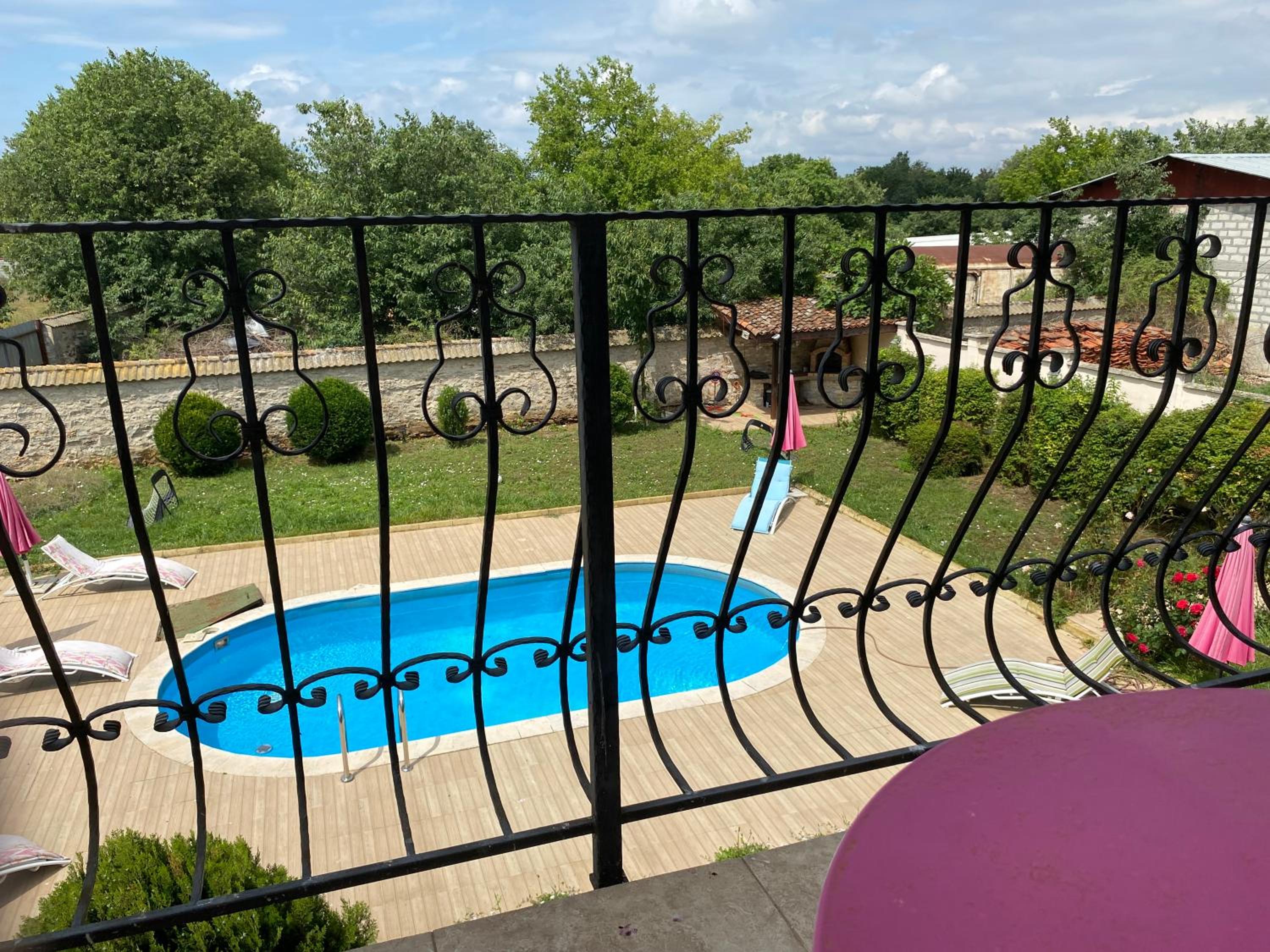 Guest House Golden Flake 4km from Bolata beach