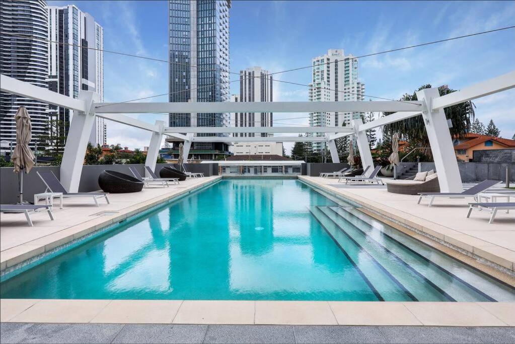 Broadbeach Business or Leisure