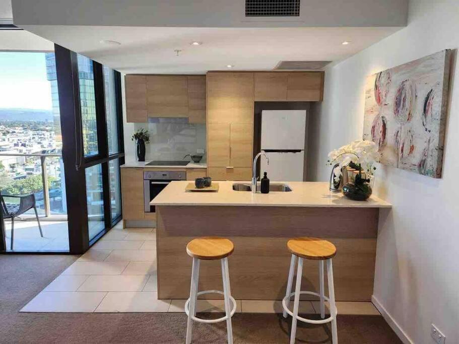 Broadbeach Business or Leisure