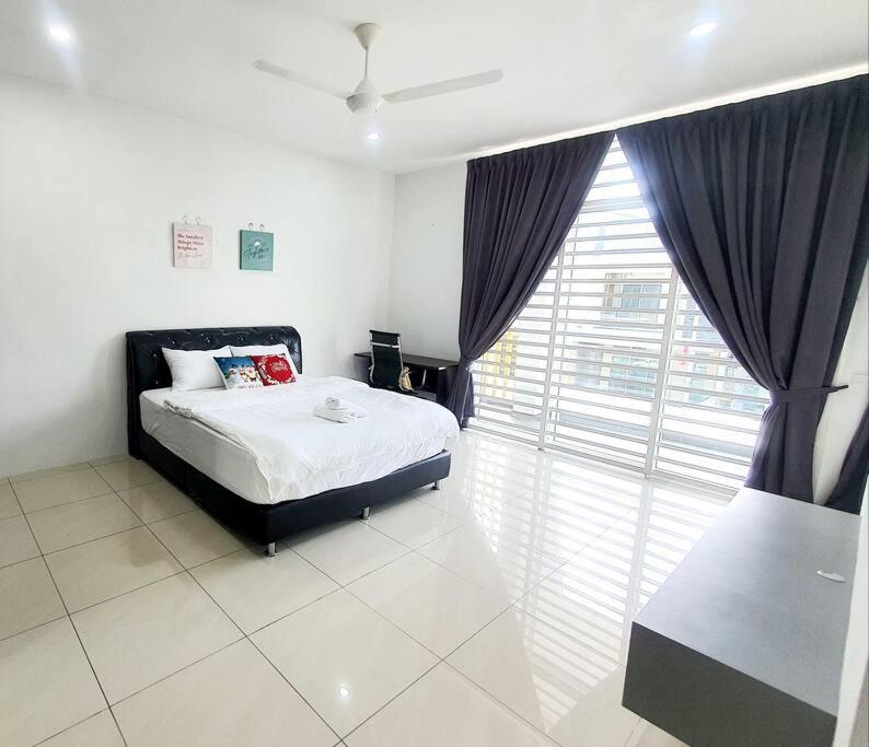 JOVIAL 2 STOREY HOME 4ROOM 6PAX ONLY @ALMA JUSCO photo 7