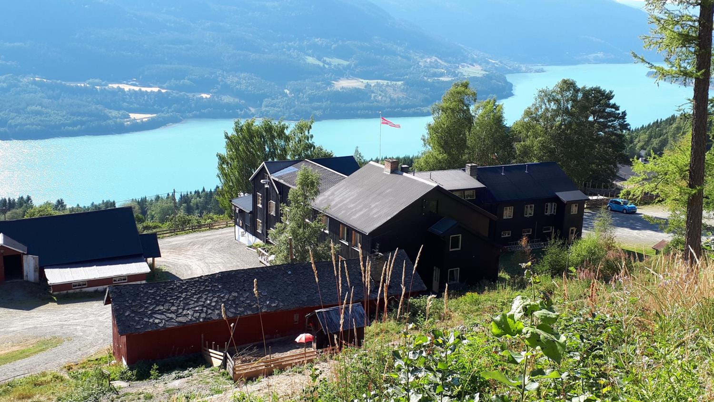 Glomstad Gjestehus