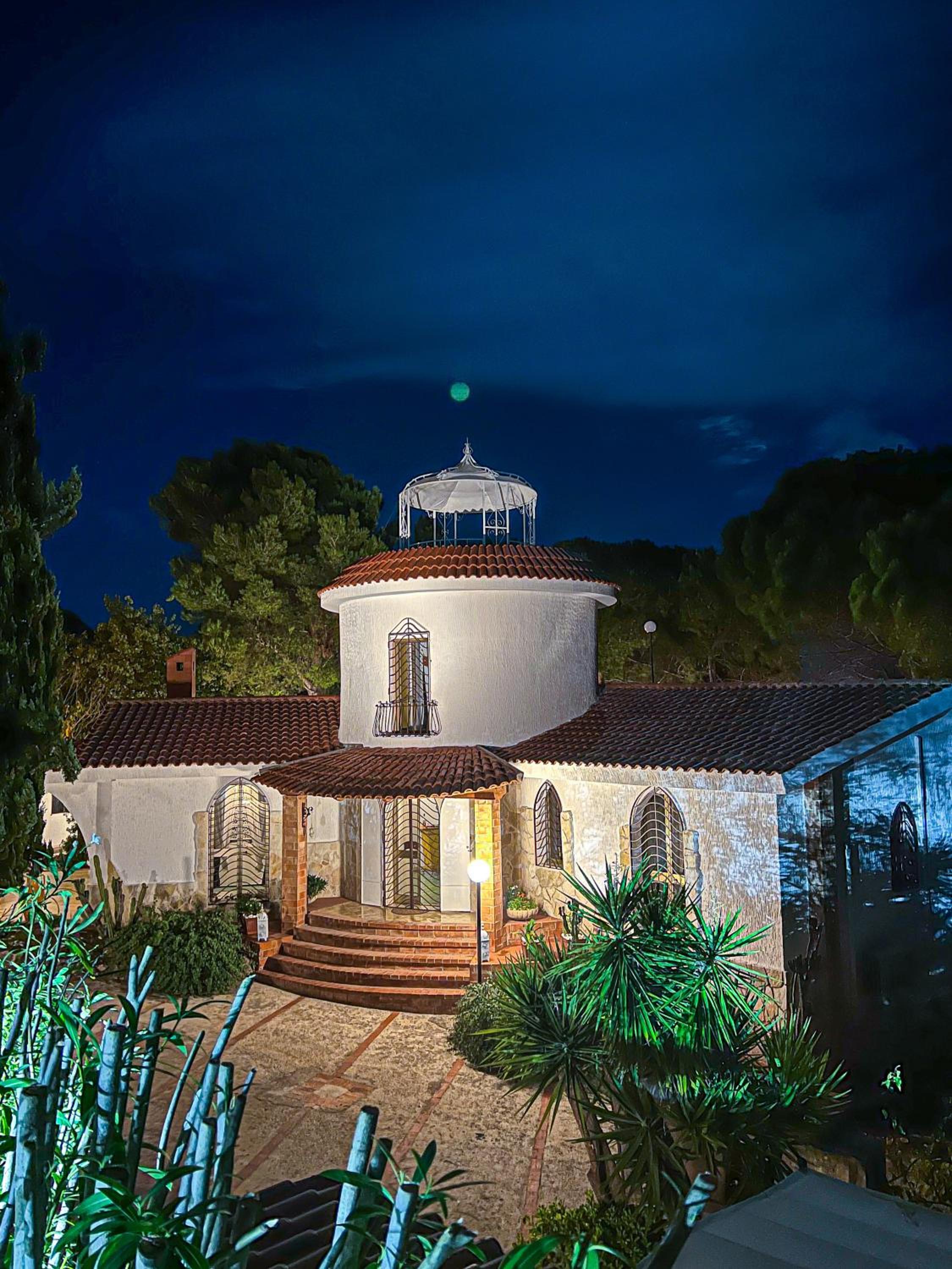 Domina Levante - Exotic Villa with private SPA and Beach access