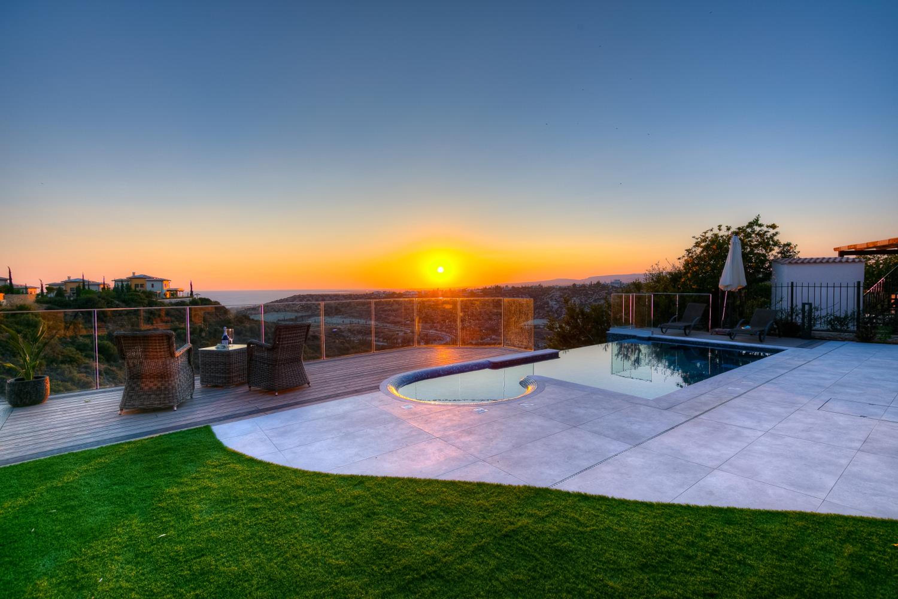 Photo 38