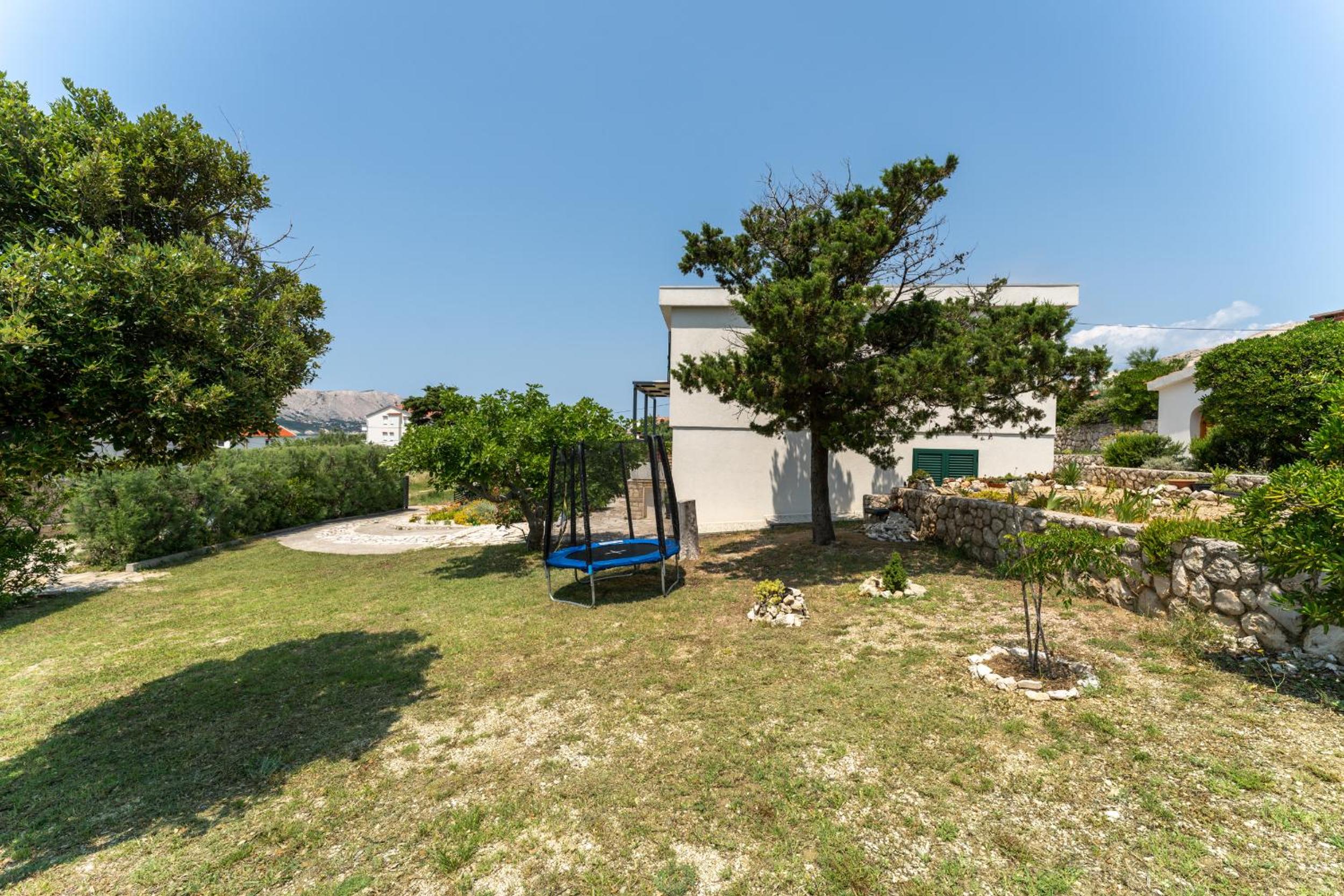 Villa Silencia 200 m do mora jacuzzi besplatni parking idealno za obitelj
