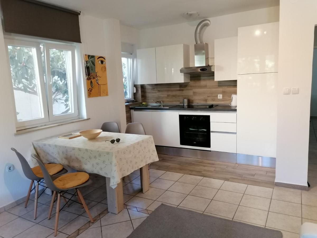Apartmani Punta Pakoštane view 4