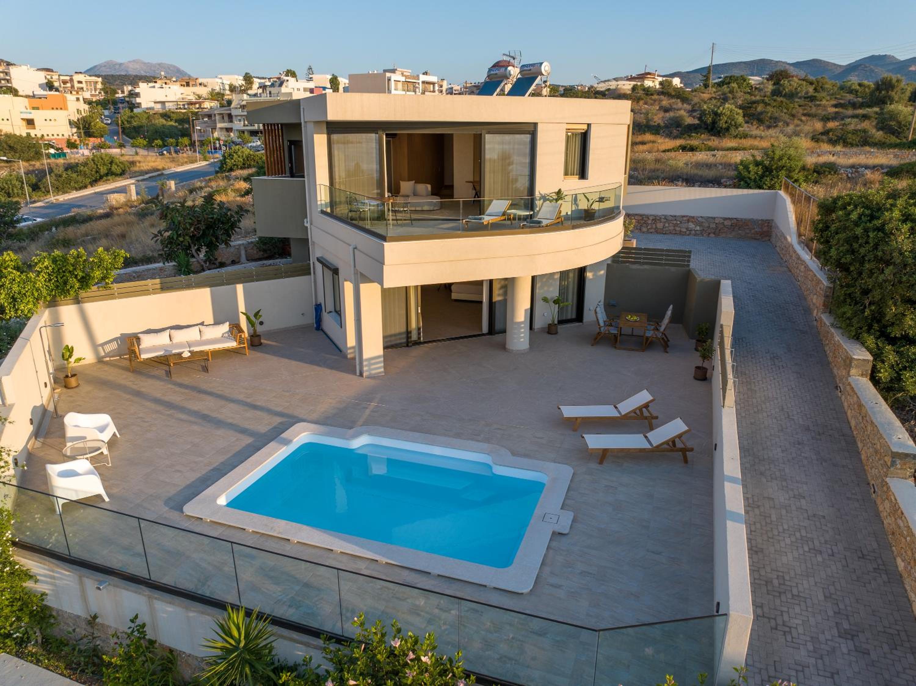 Ammoudi Suites