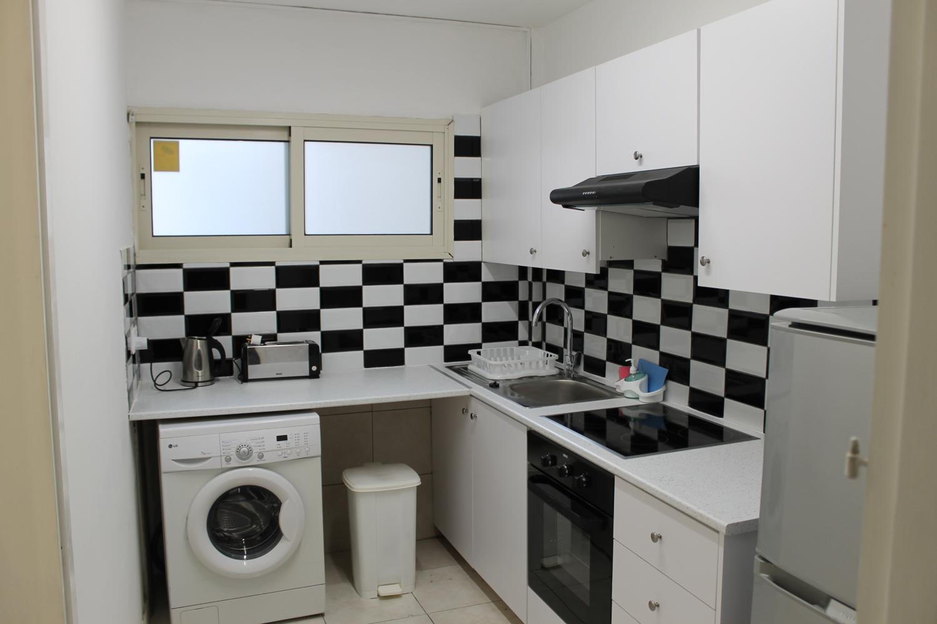 Stephanie City Apartments