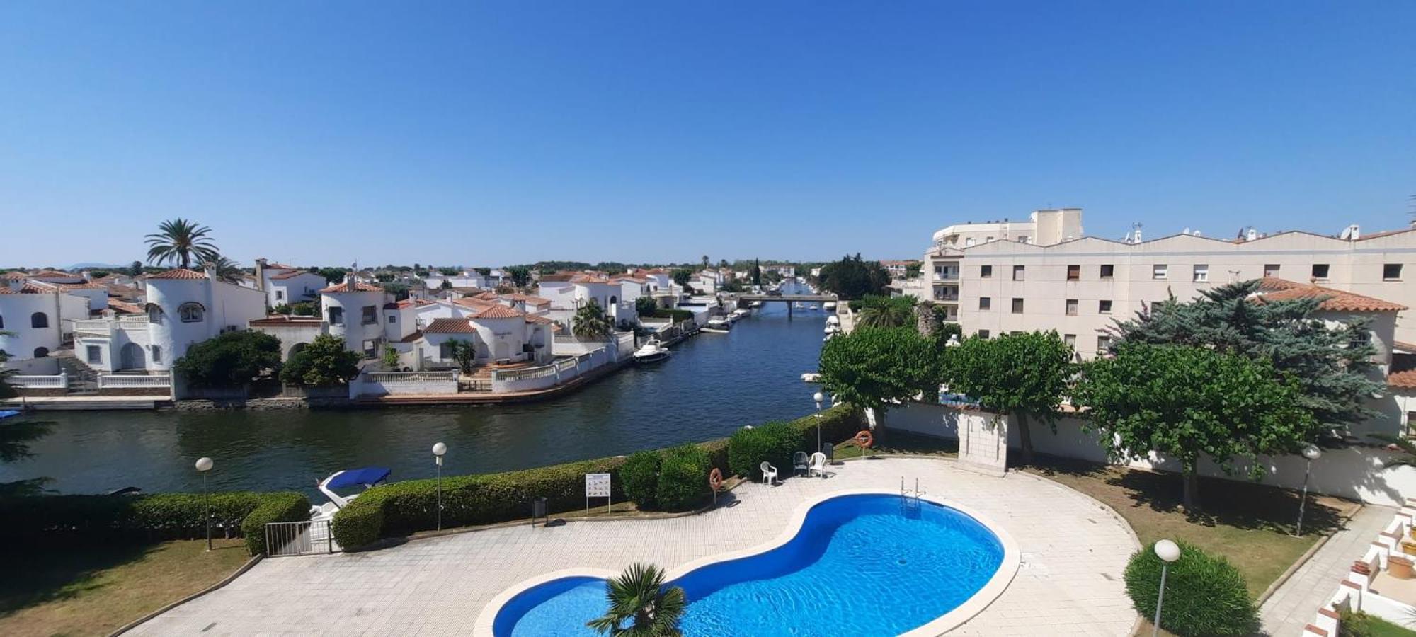 Appartement vue exceptionnelle sur les canaux view 3