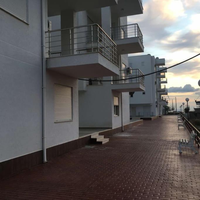 Sea retreat apartment