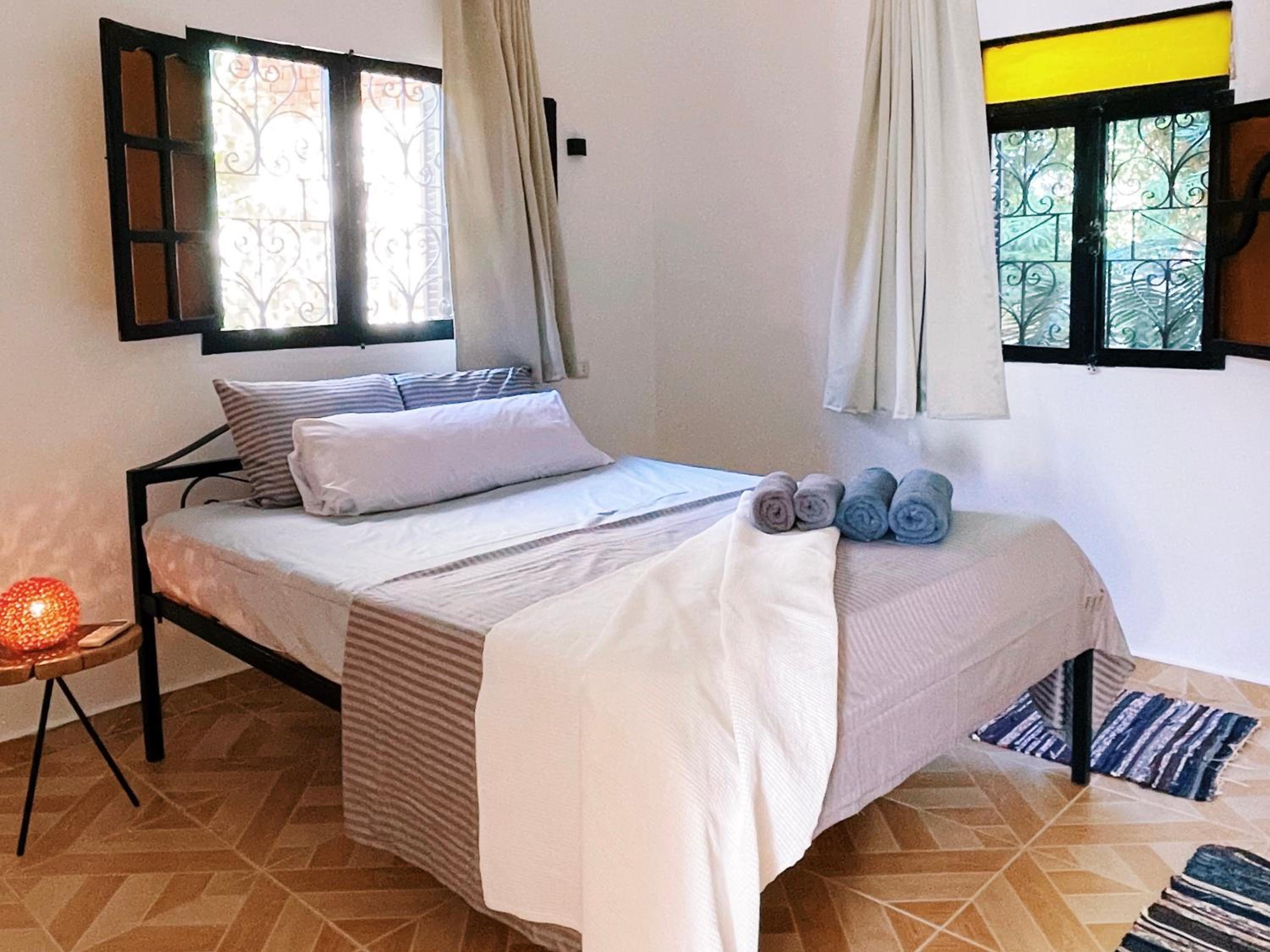 Spacious apt ‘Ginger’ 2nd line Assala beach