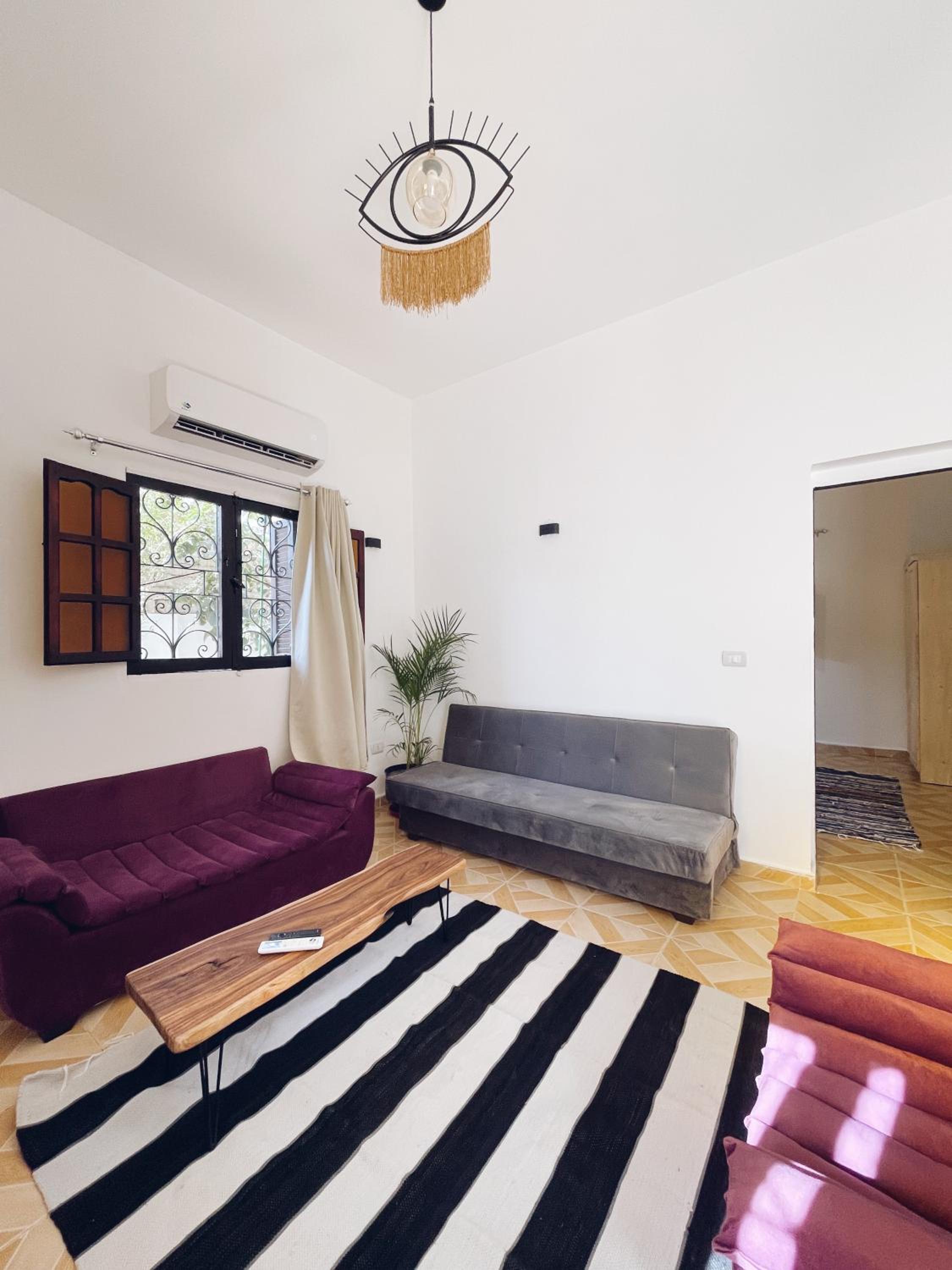 Spacious apt ‘Ginger’ 2nd line Assala beach