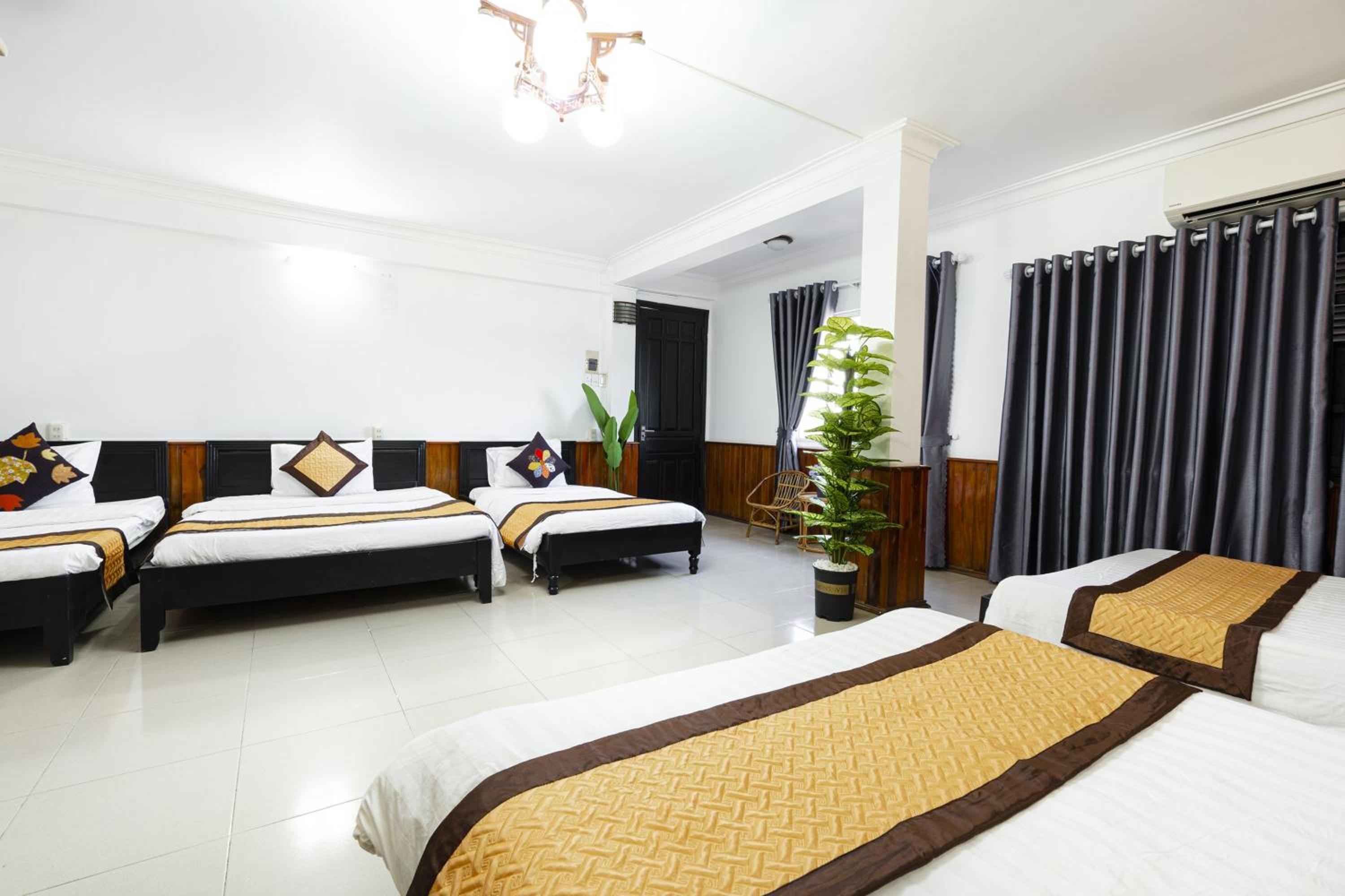 Casablanca Hotel