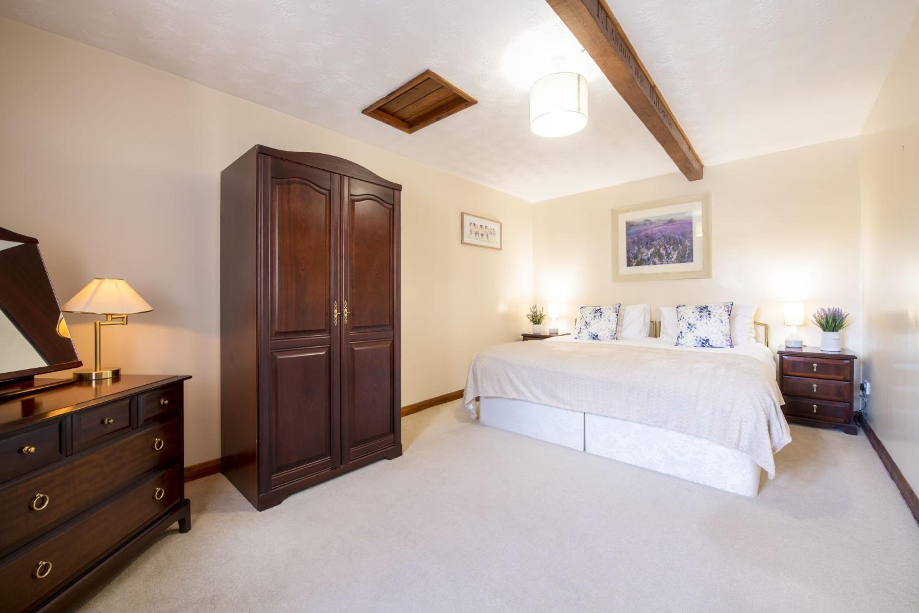 Corner Cottage