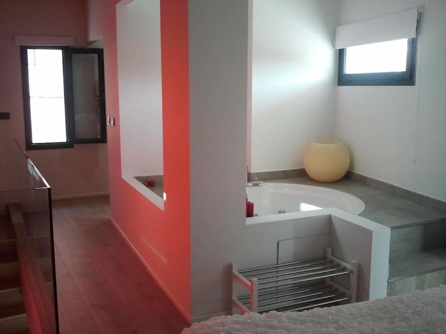 LOS PUENTES casa con jacuzzi para 2 view 5