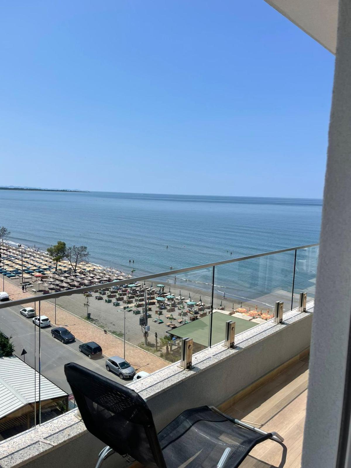 Sea La Vie