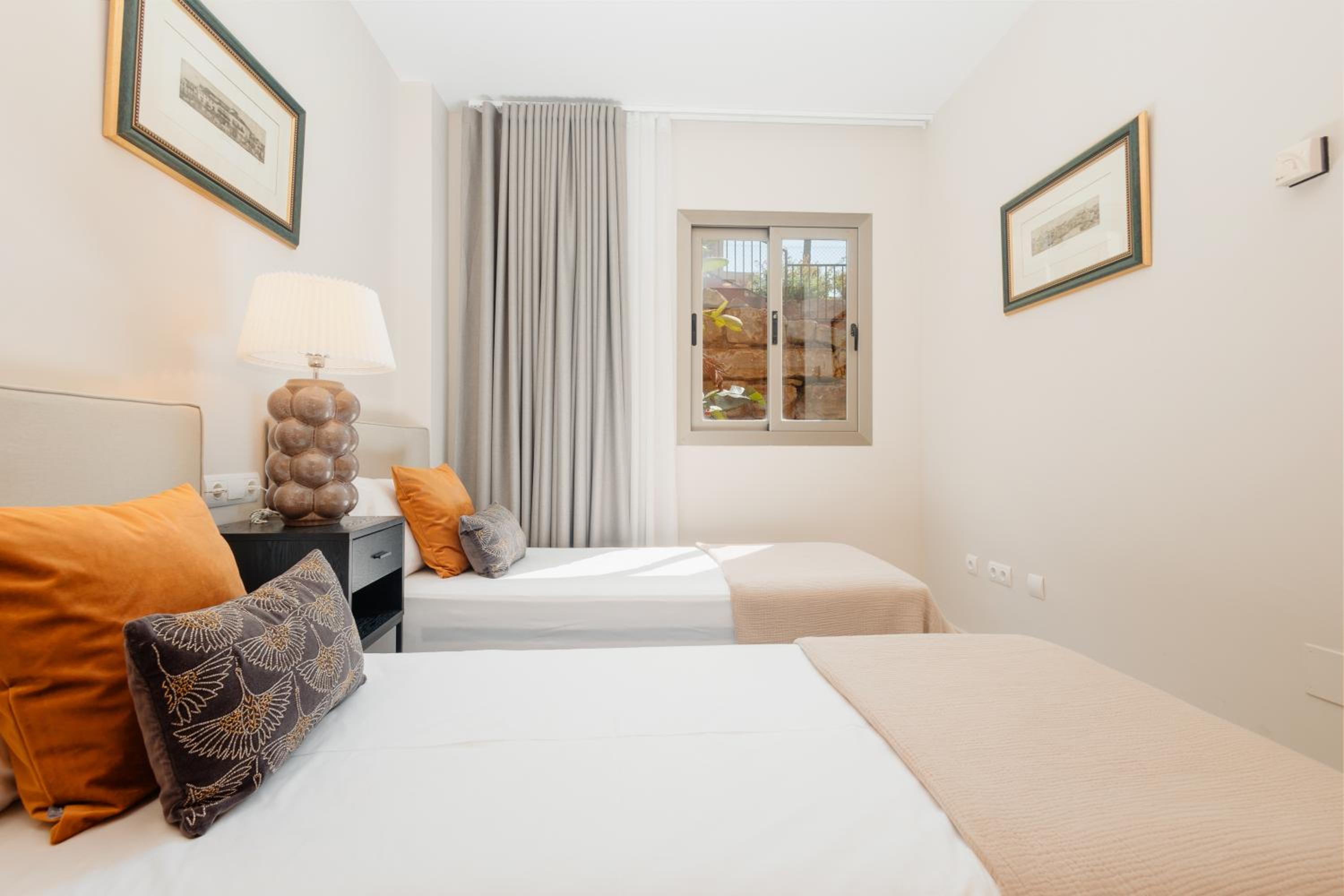Beautiful apartment, with private terrace in Benahavís, Marbella