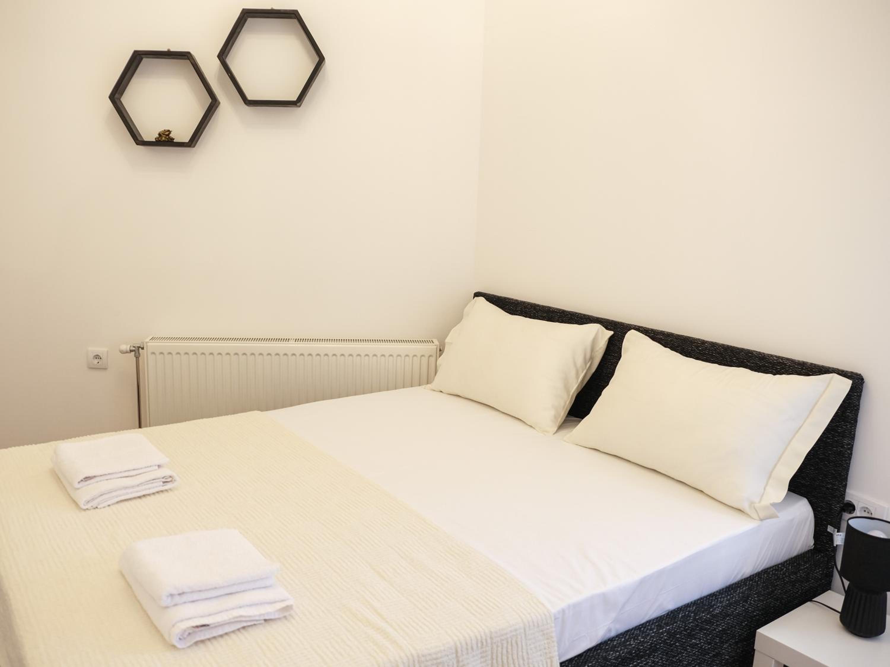 Hexagon Apartment
