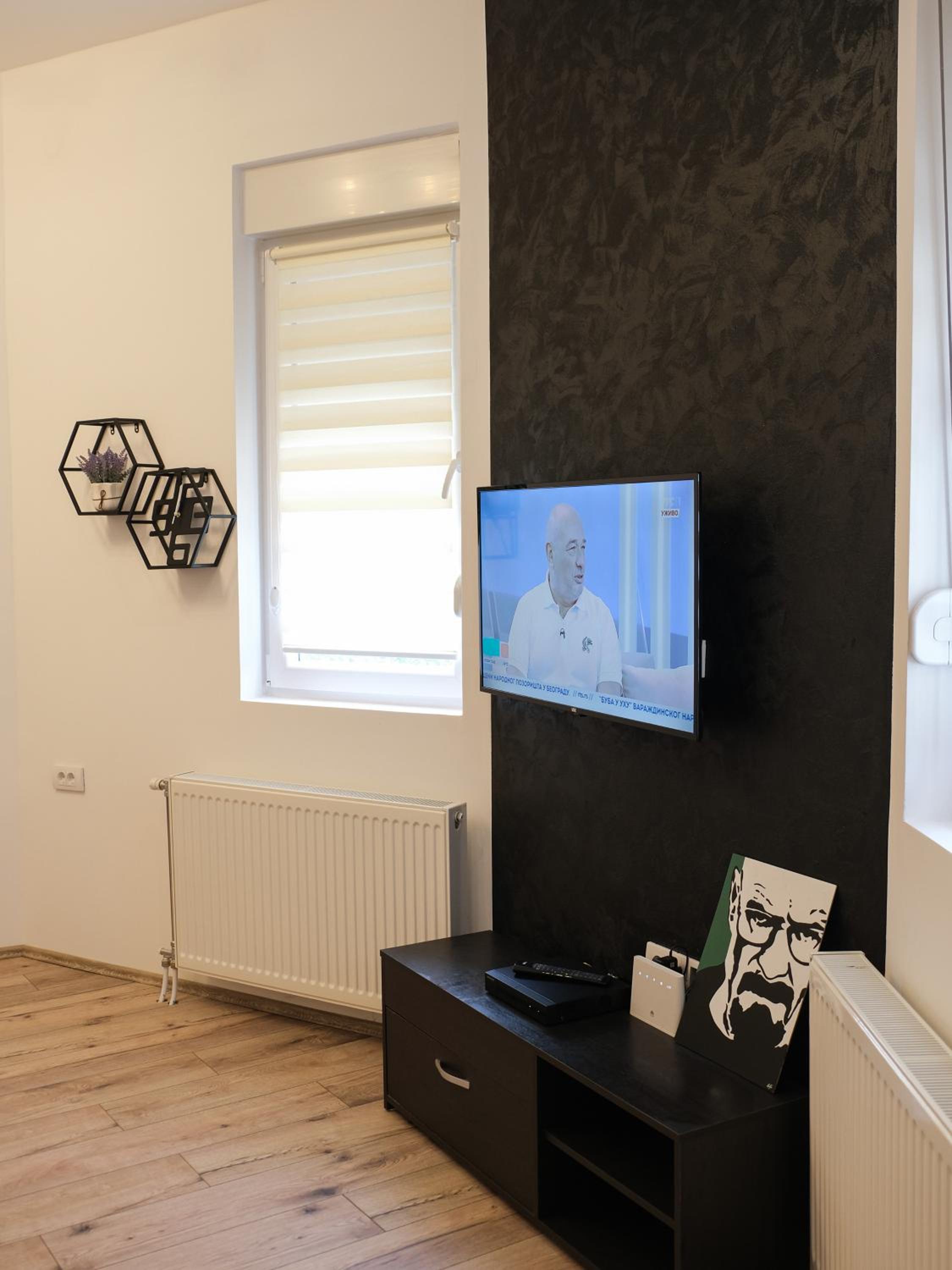 Hexagon Apartment