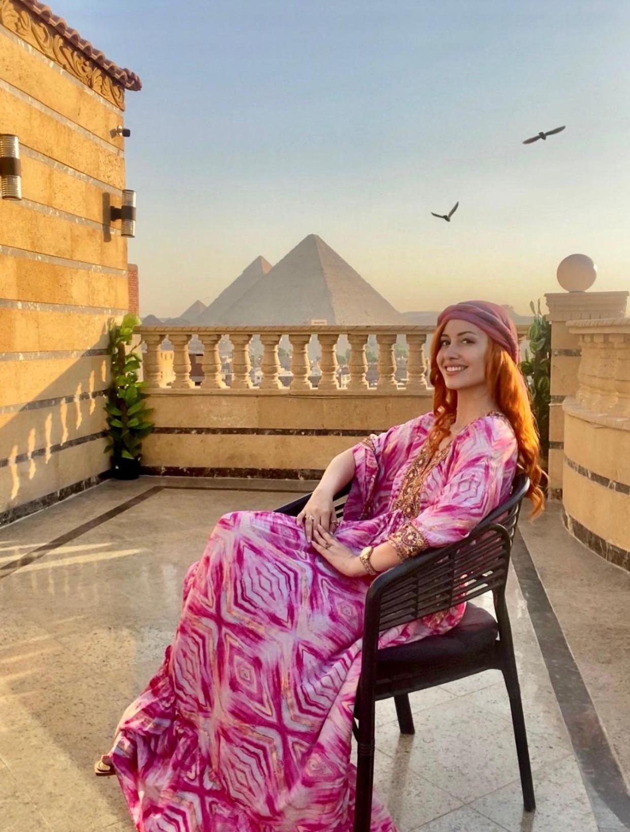 Crowne Pyramids View inn
