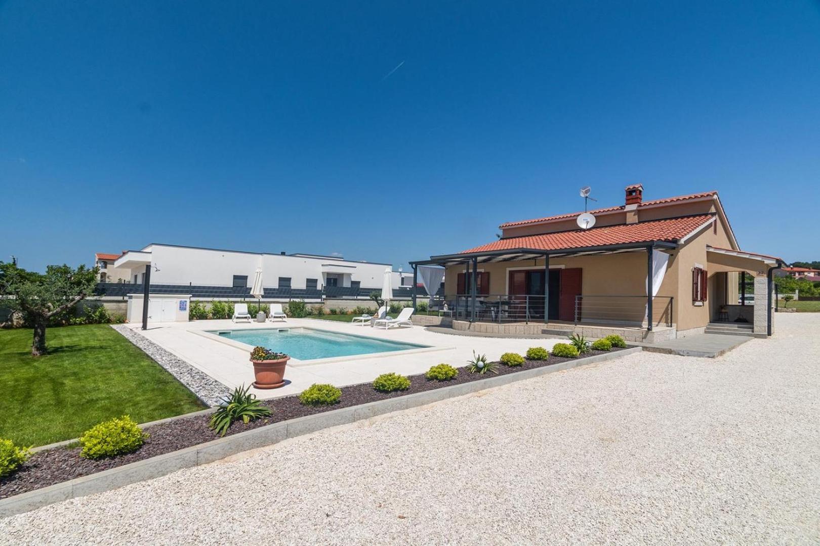 Casa Lumi view 4
