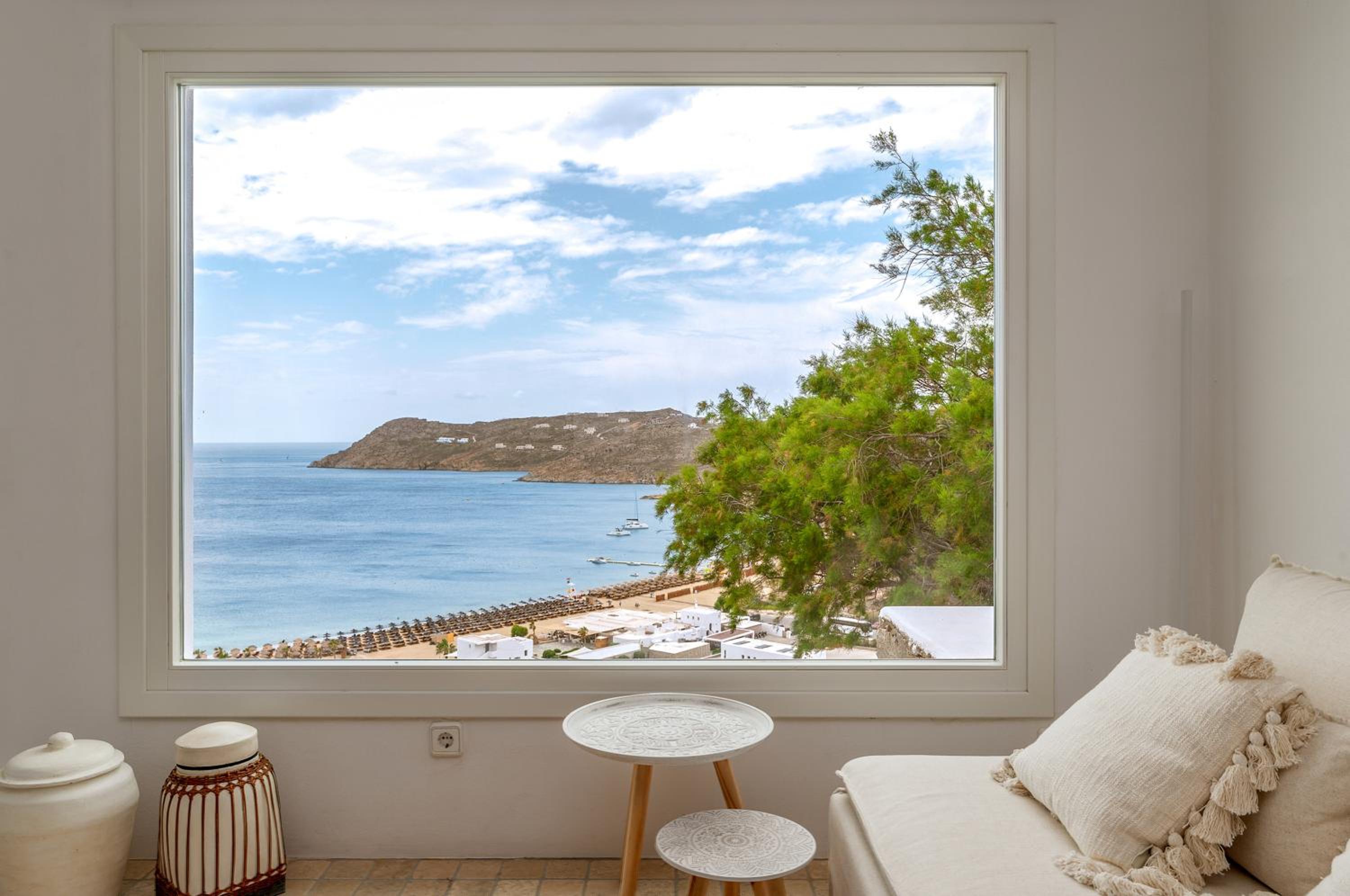 Calma Beach House photo 3