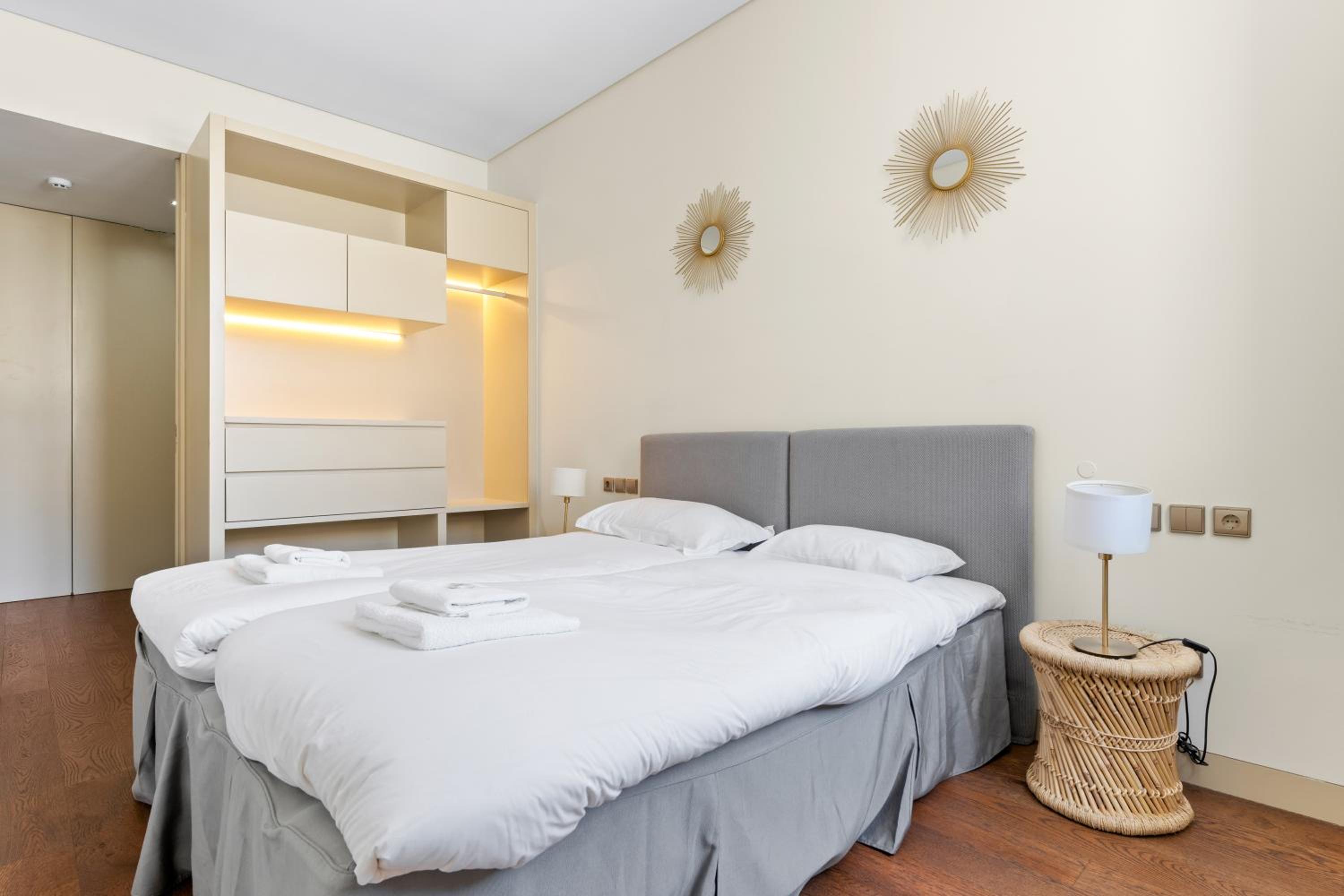 Timeout Market 2 bedrooms view 2