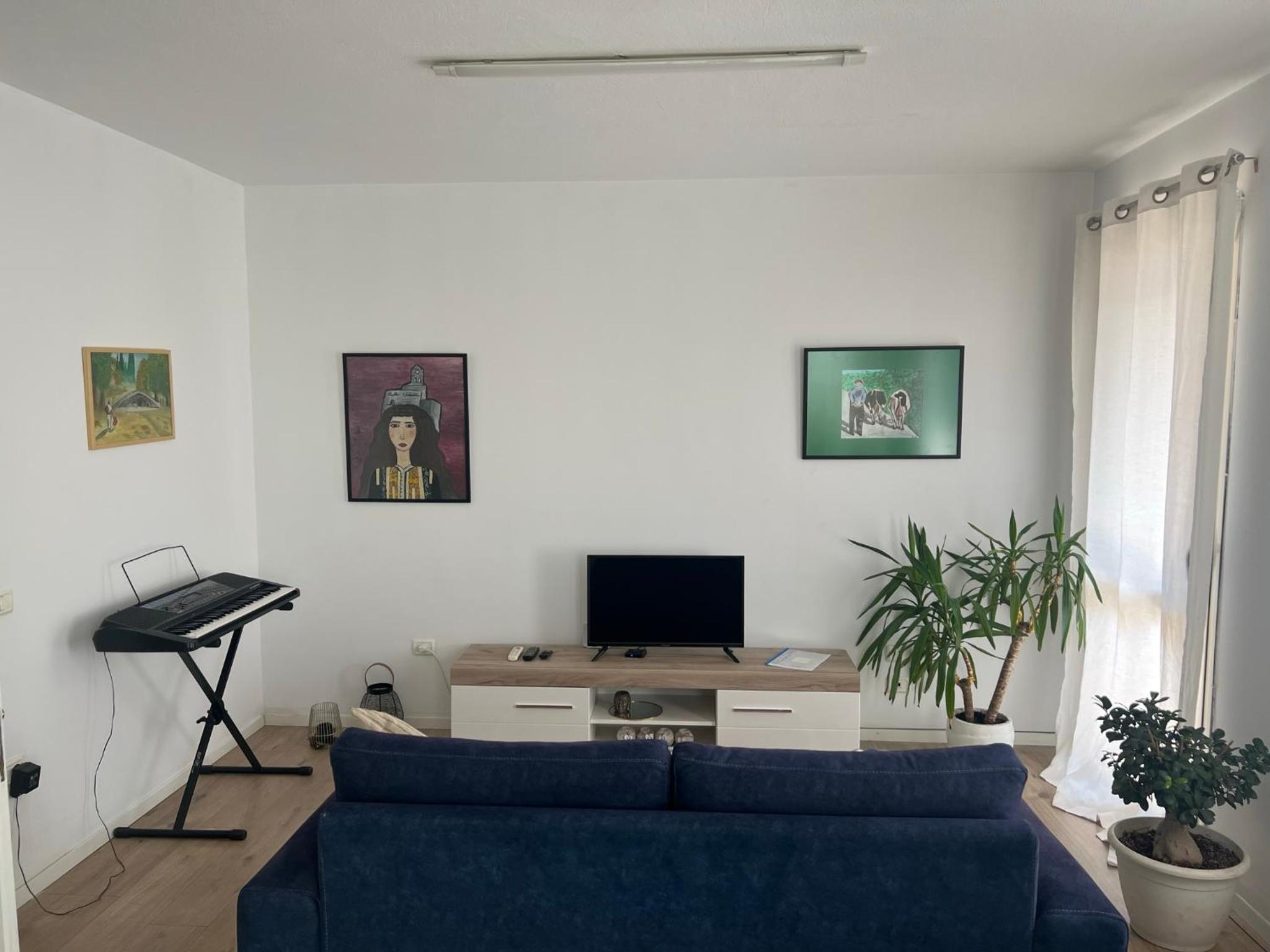 Urban Comfort Oasis