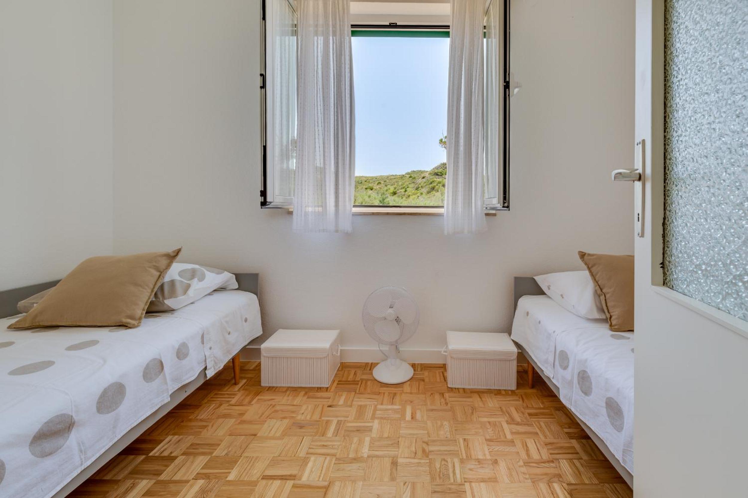Villa Silencia 200 m do mora jacuzzi besplatni parking idealno za obitelj
